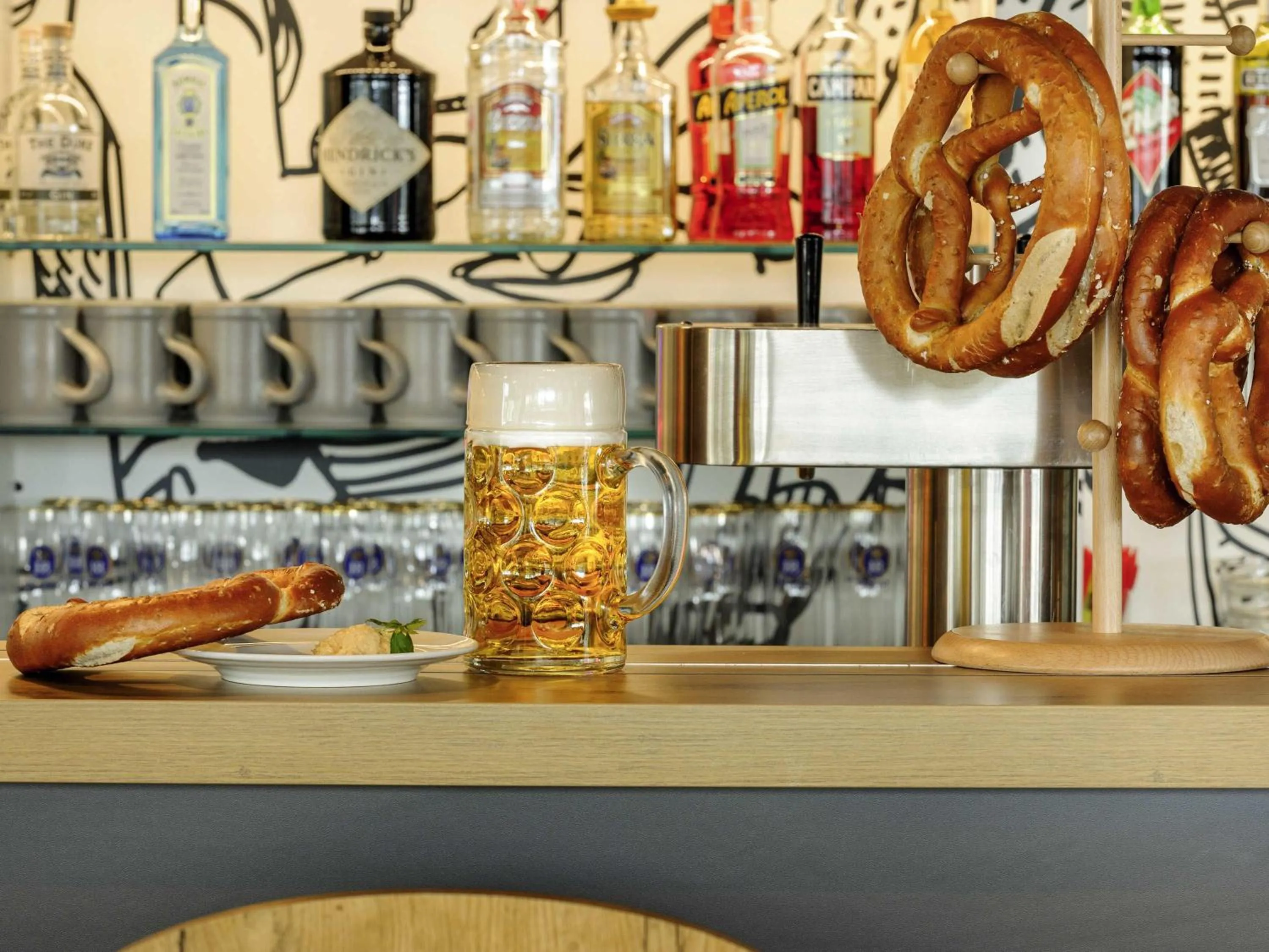 Lounge or bar in ibis Hotel München Messe