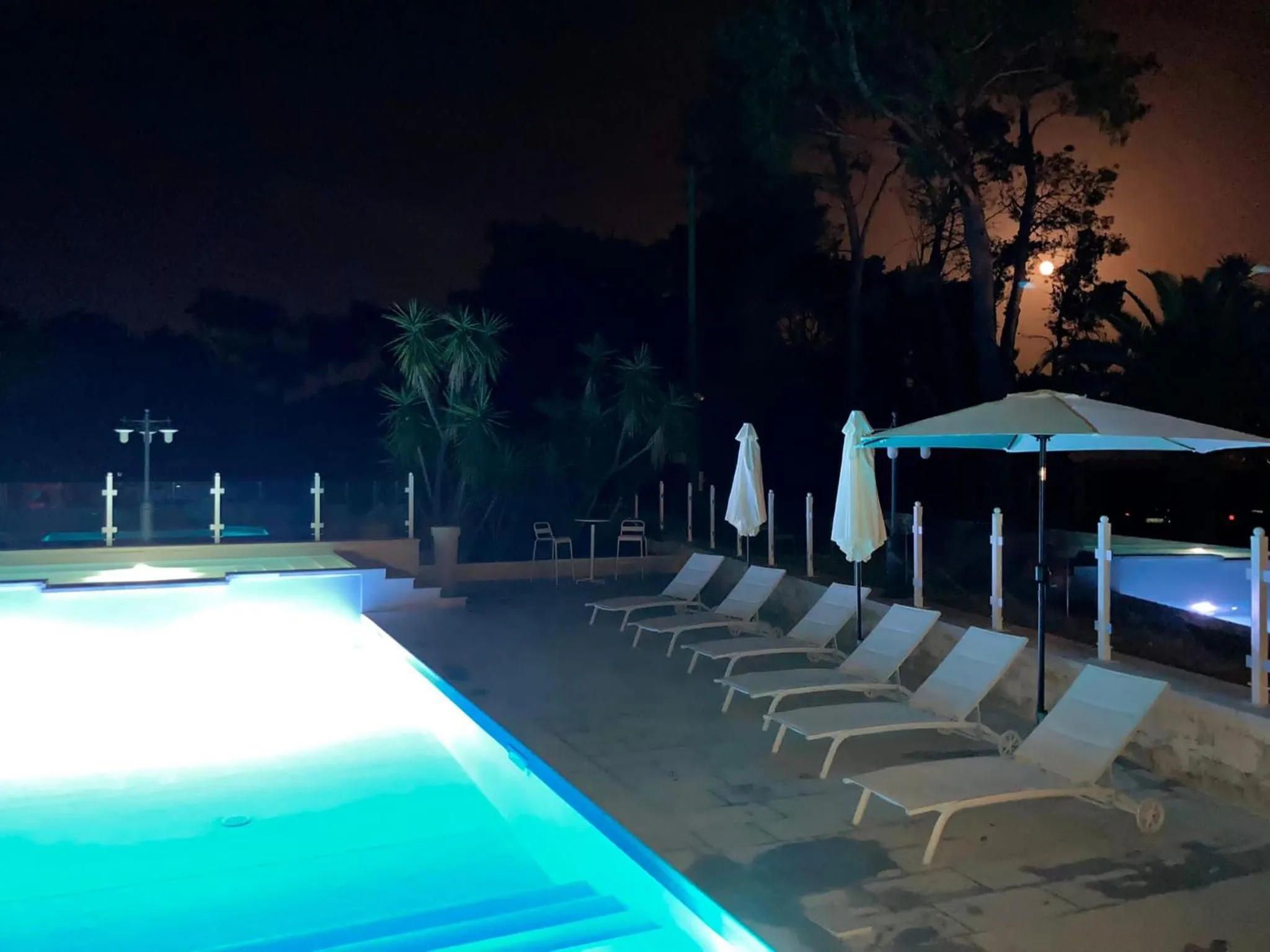 Swimming pool in B&B TENUTA AGNUSDEI