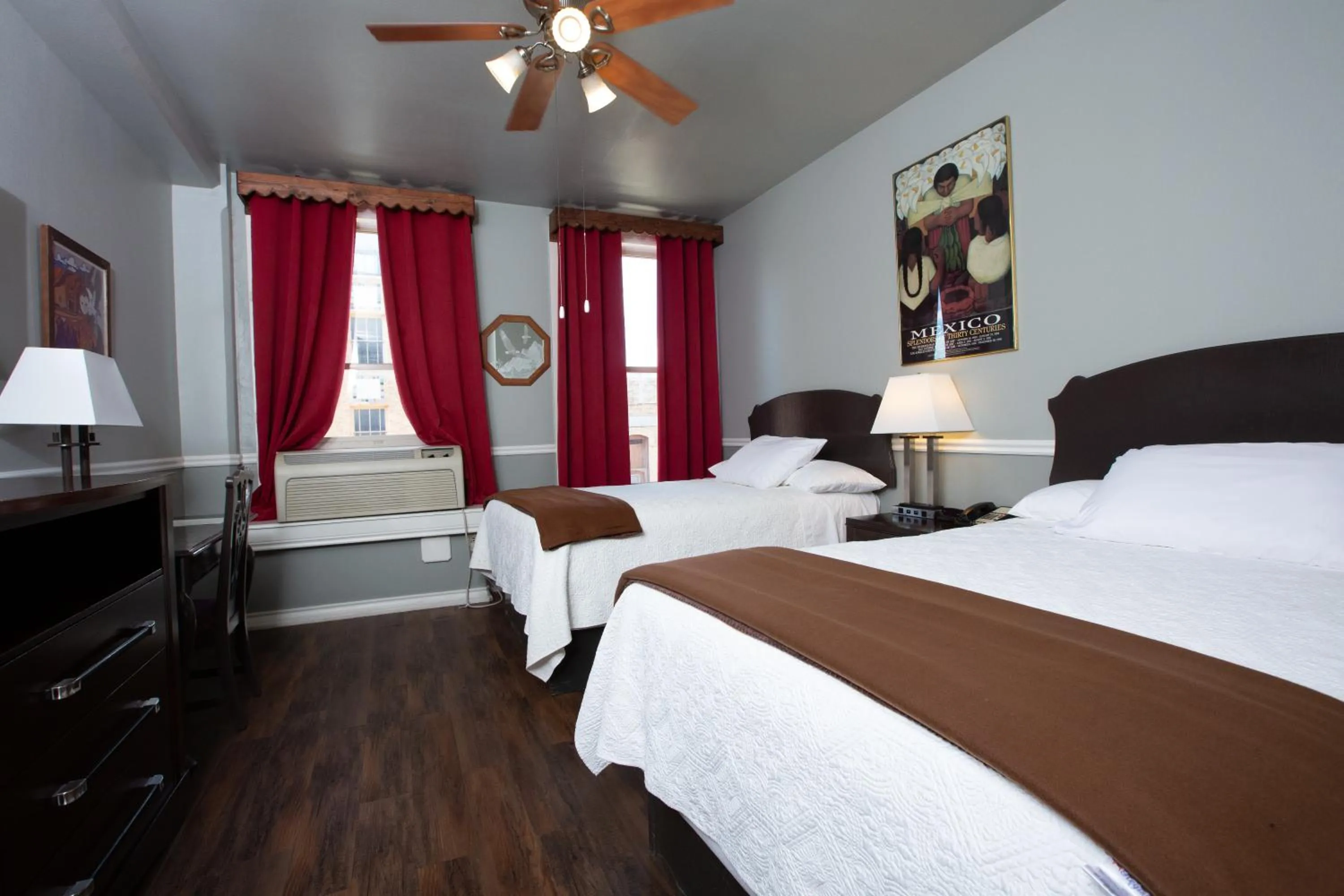 Bed in The Rialto Hotel