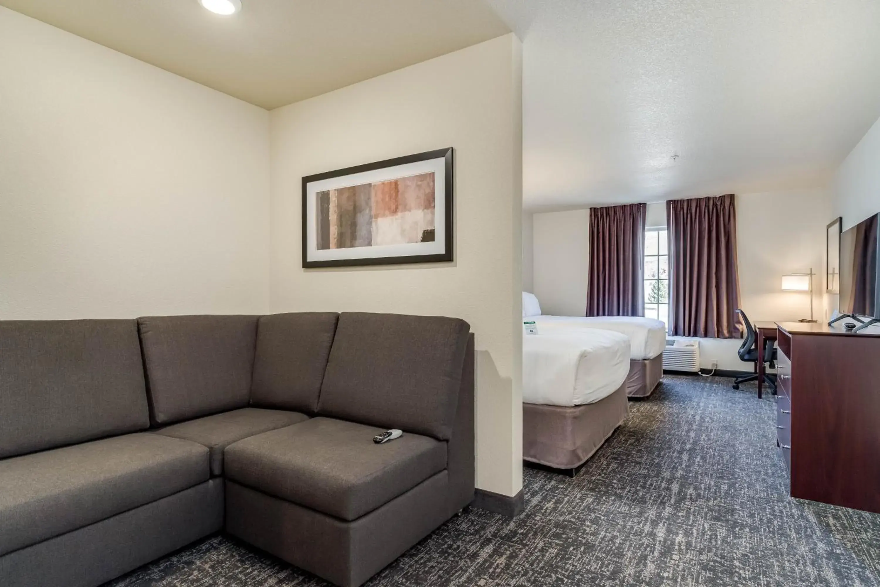 Queen Studio in Cobblestone Hotel & Suites - Morgan Queen Studio in Cobblestone Hotel & Suites - Morgan