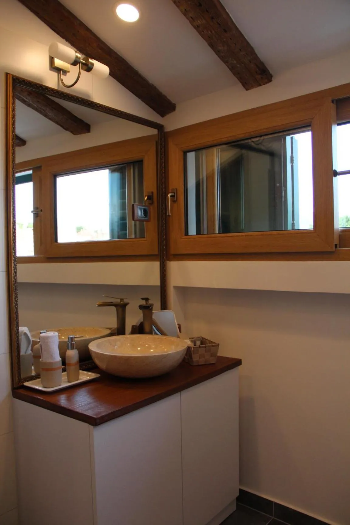 Bathroom in Oblivion Luxury Rooms