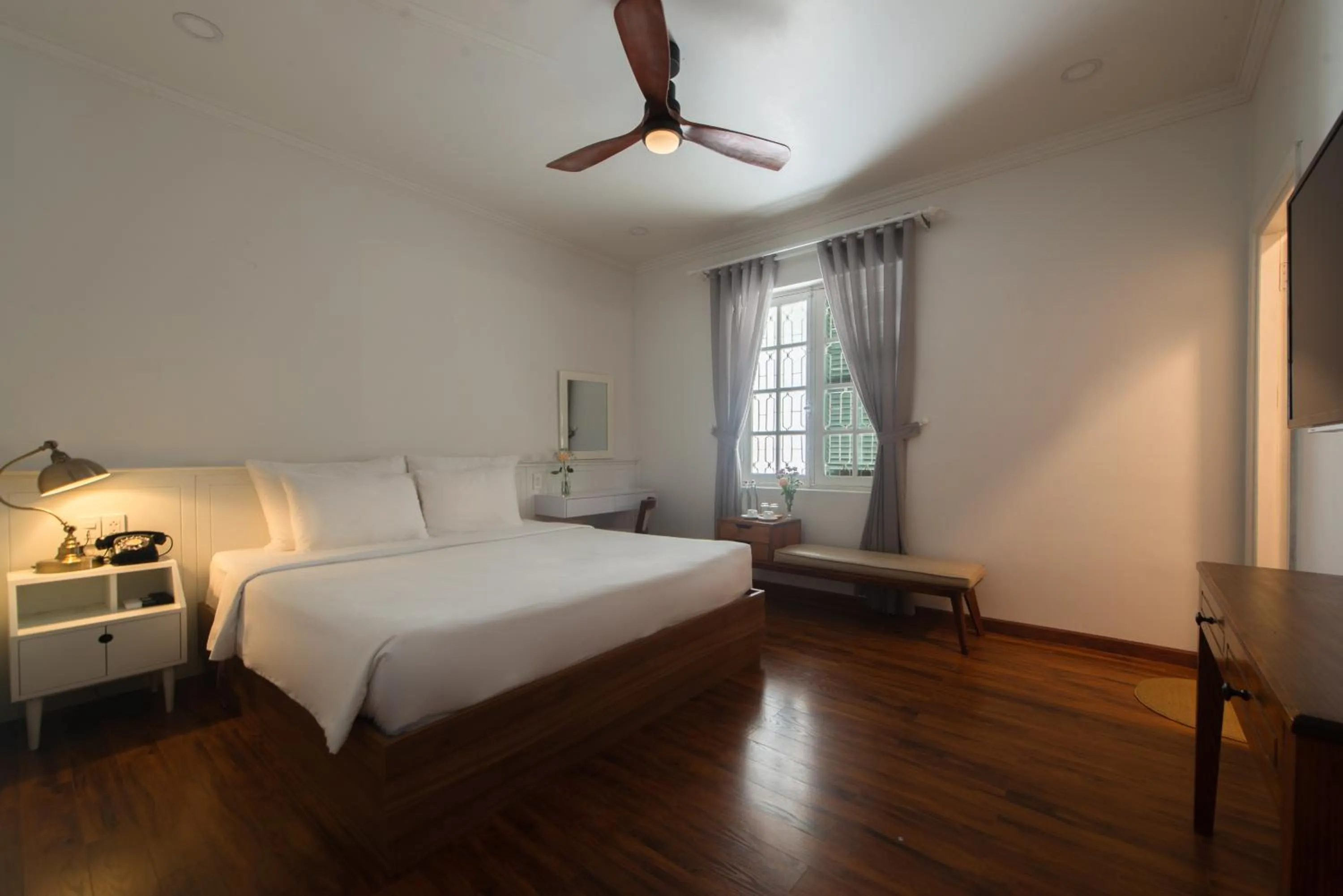 Bed in Le Soleil Boutique Hotel