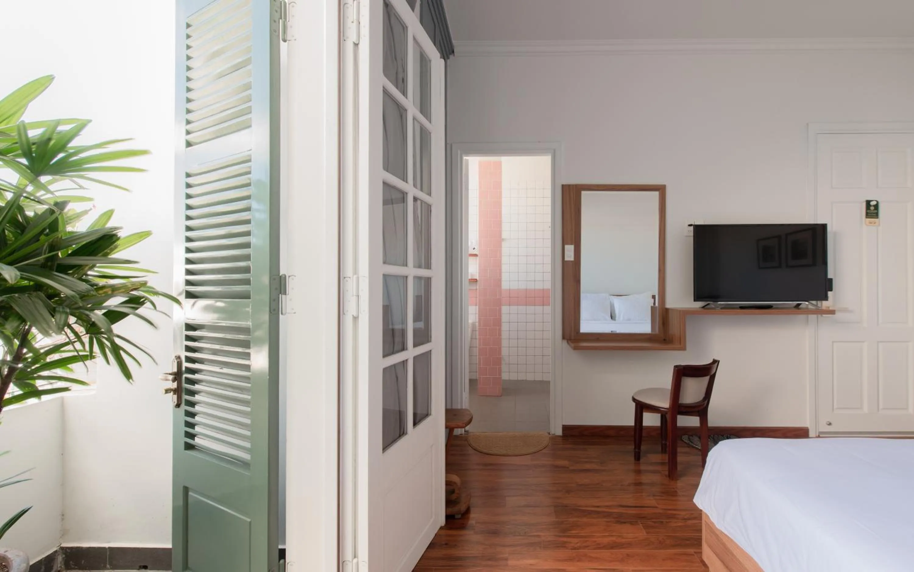 Bed in Le Soleil Boutique Hotel