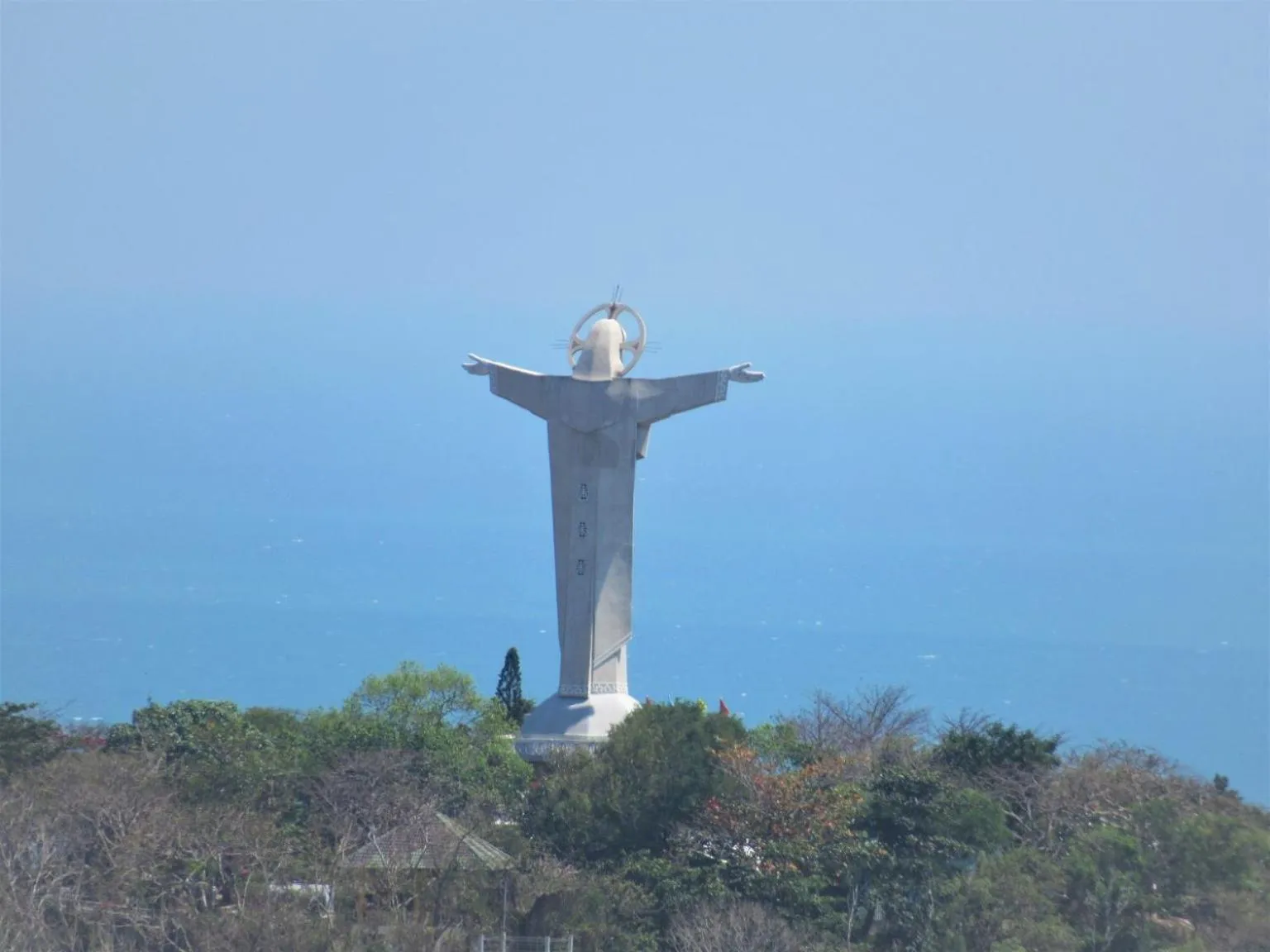 Neighbourhood in VUNG TAU LUXURY HOTEL & APARTMENT