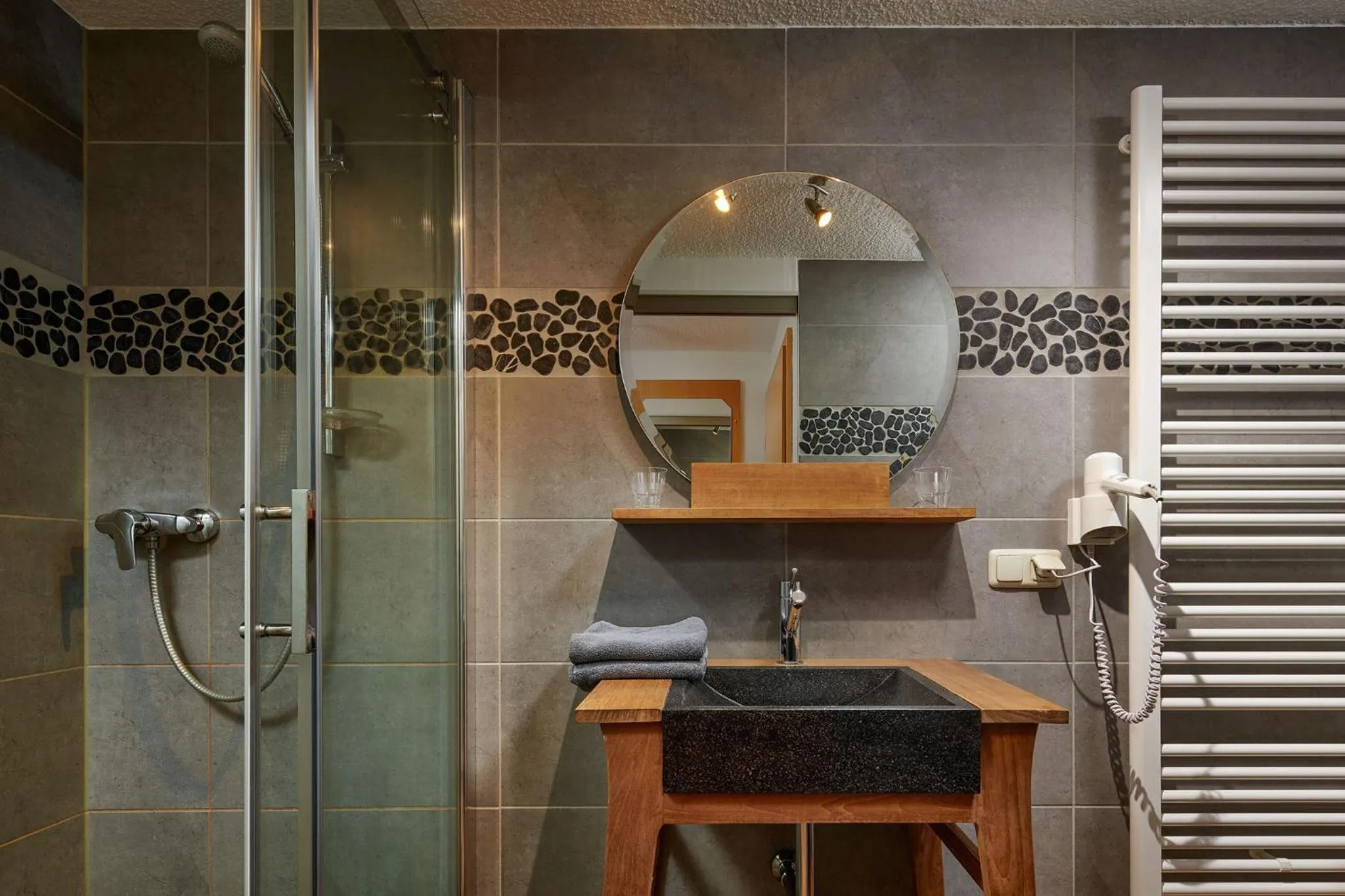 Shower in Hotel Ladenmühle