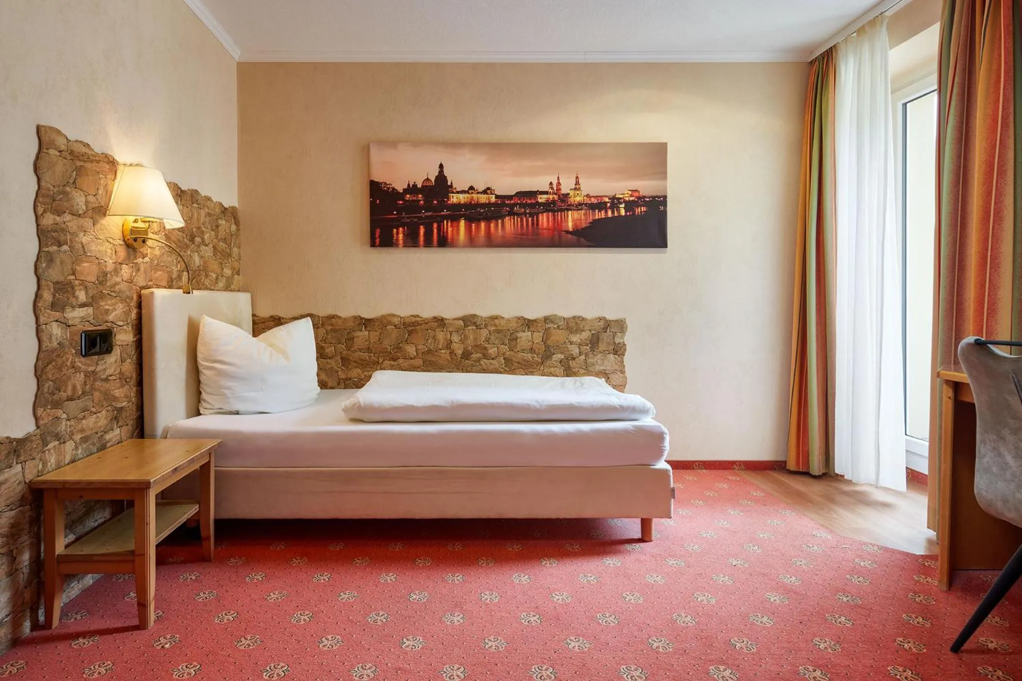 Bed in Hotel Ladenmühle