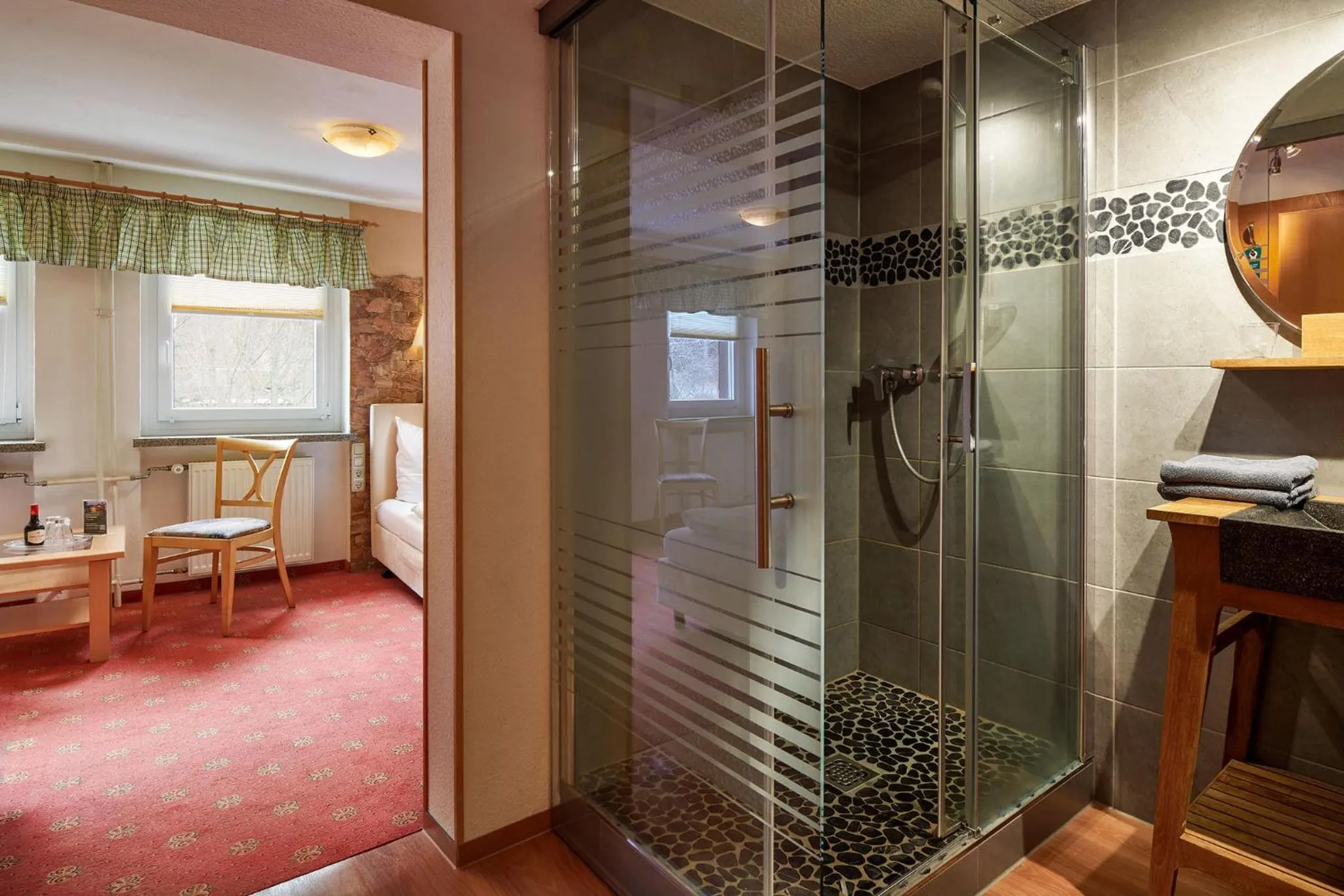 Shower in Hotel Ladenmühle