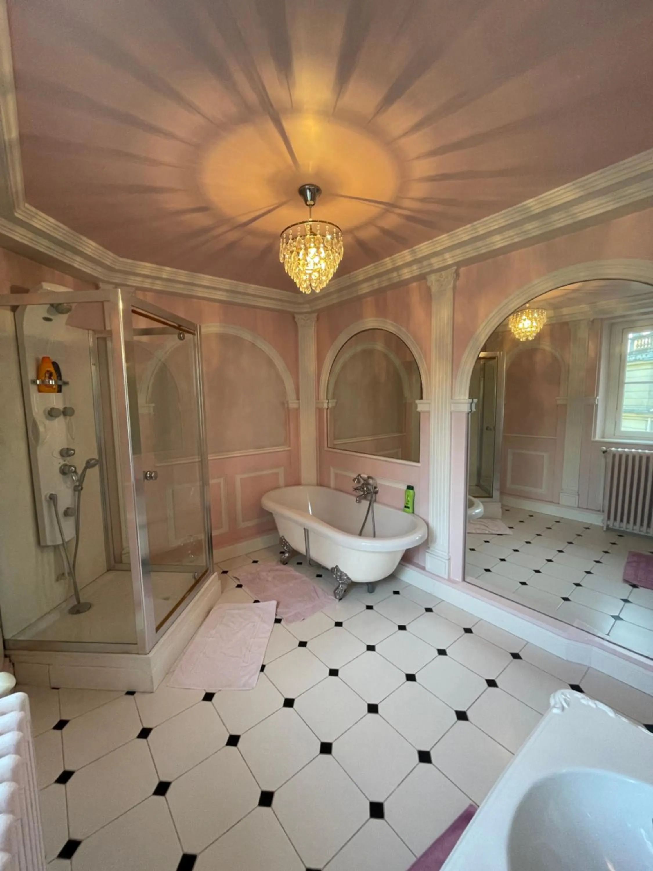 Bathroom, Bed in Château du Boulay Morin