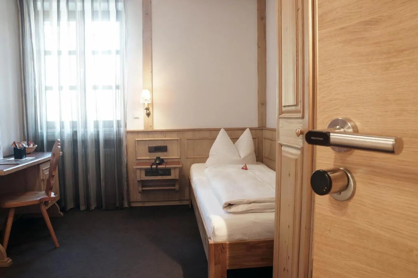 Photo of the whole room, Bed in Hotel Grüner Baum