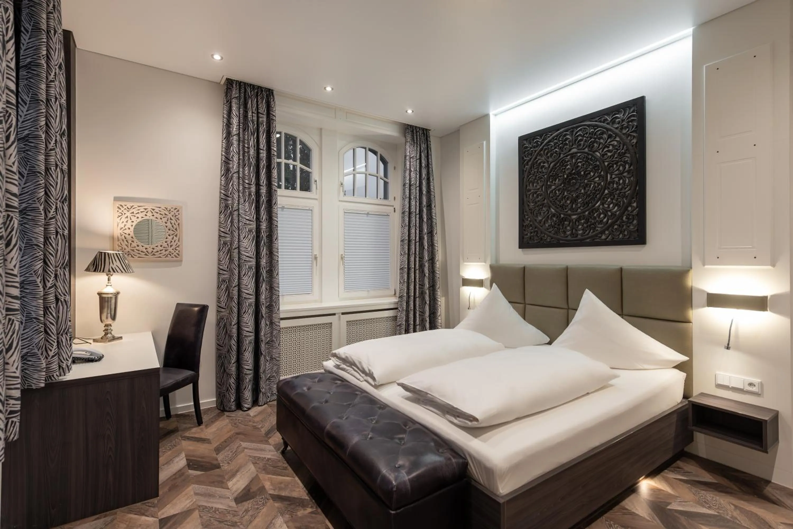 Bed in Villa Thea Hotel am Rosengarten