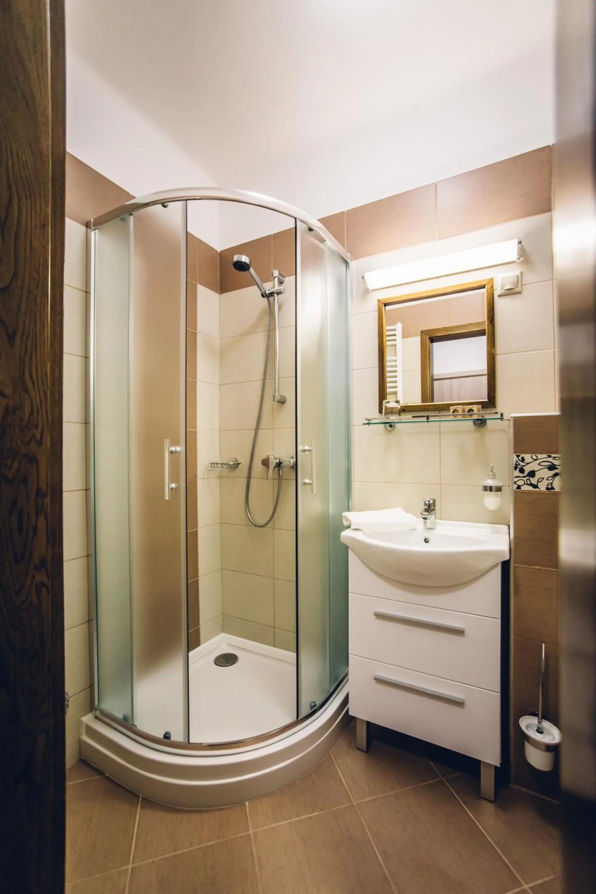 Natur Hotel Kövestető