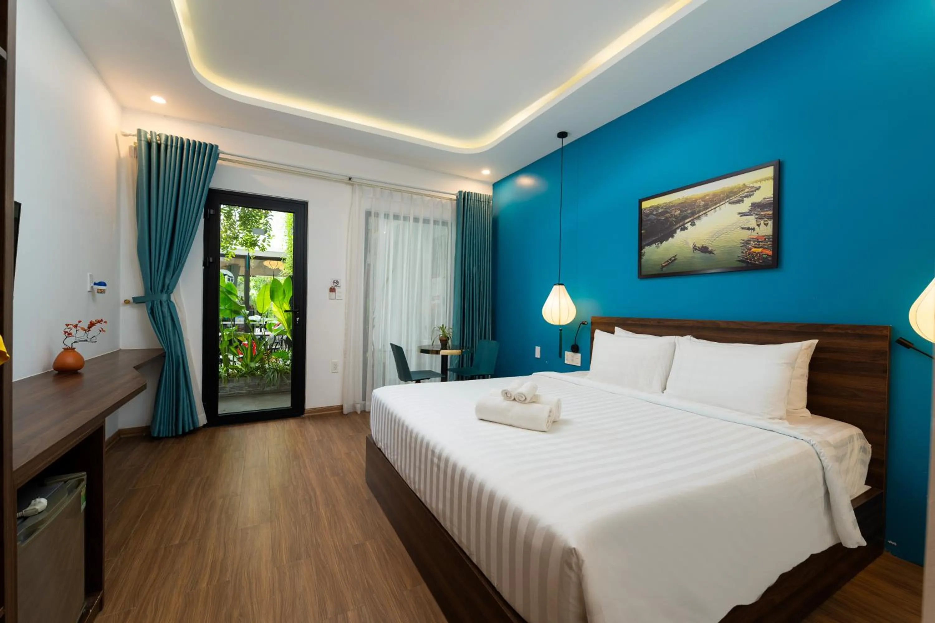 Bed in Hoianese Pool & Sunset Hotel - Cultural Experiential Hotel