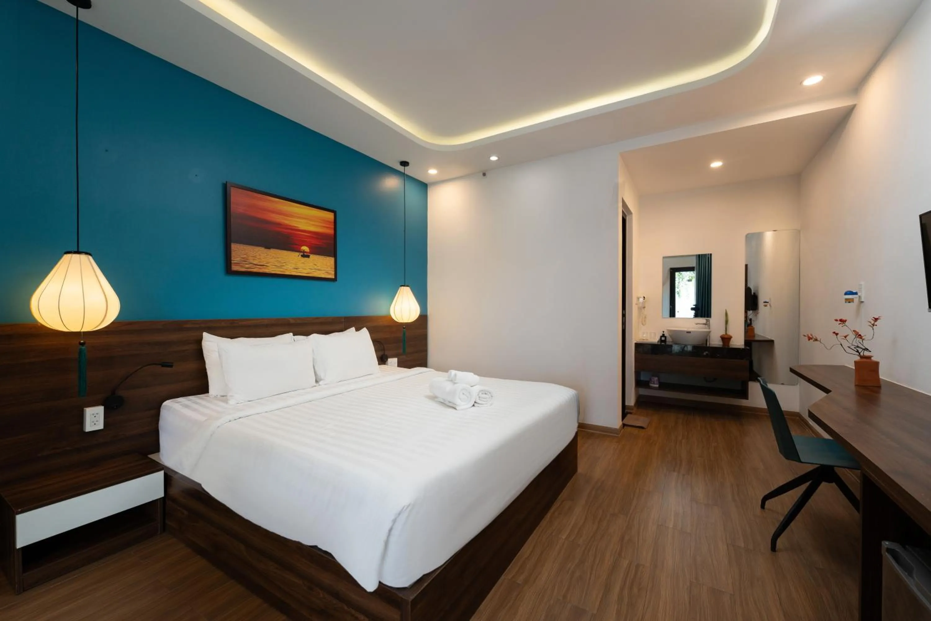 Bed in Hoianese Pool & Sunset Hotel - Cultural Experiential Hotel