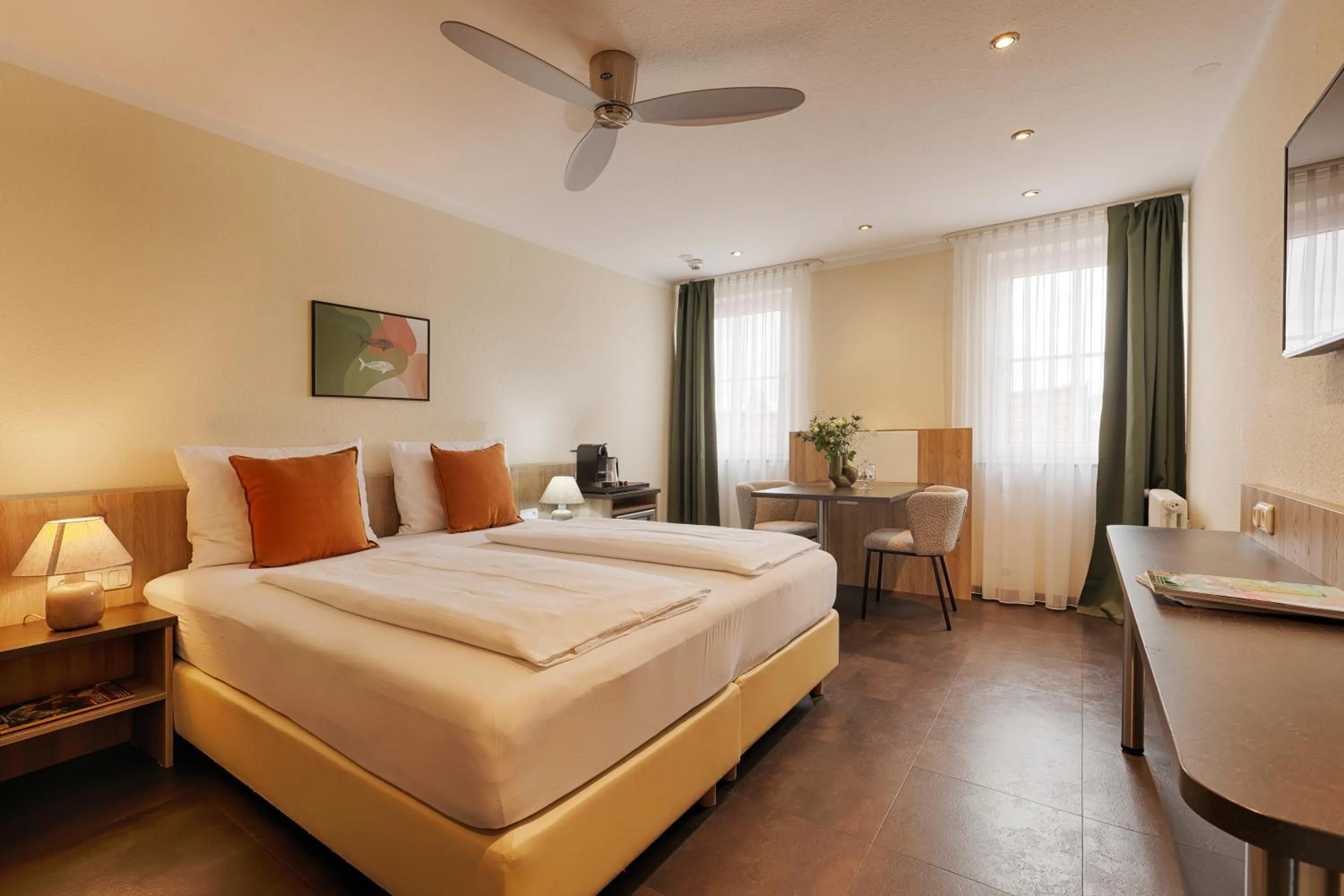 Photo of the whole room, Bed in Hotel Fischzucht in Würzburg