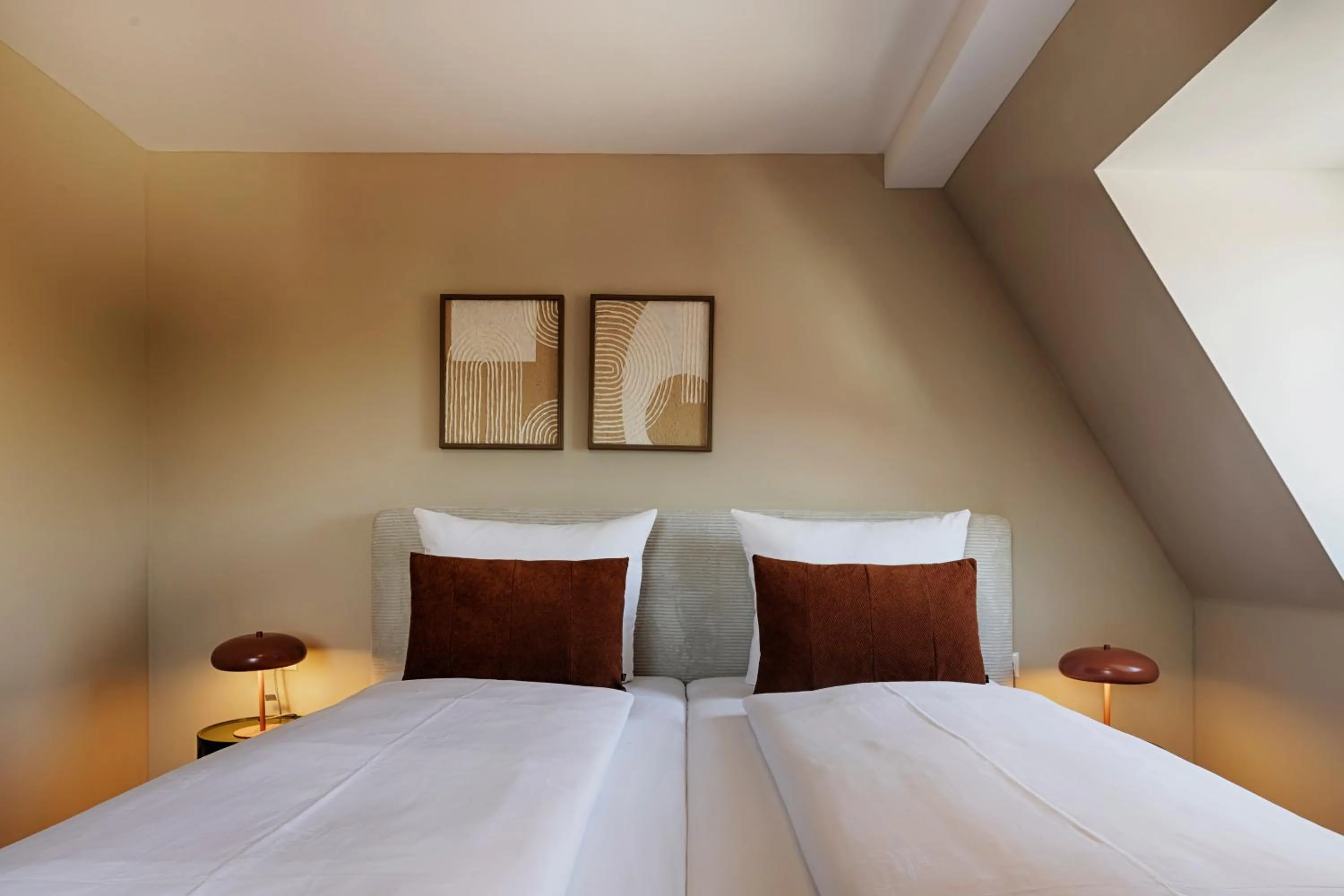 Bedroom, Bed in Hotel Fischzucht in Würzburg