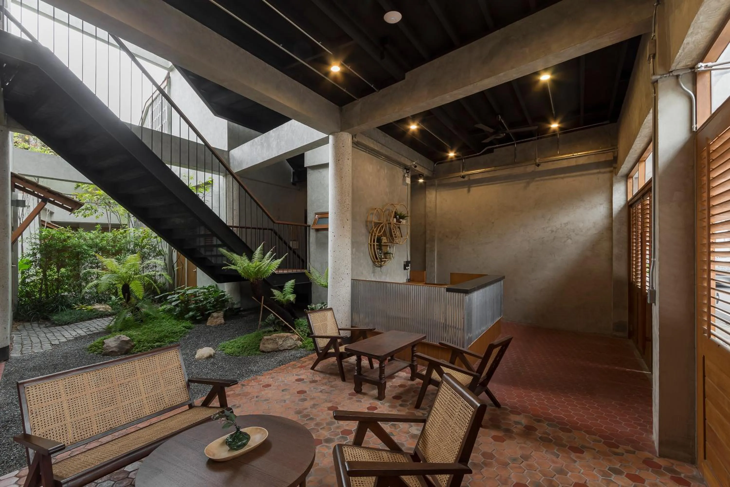 Area and facilities in Hidden Garden Hostel