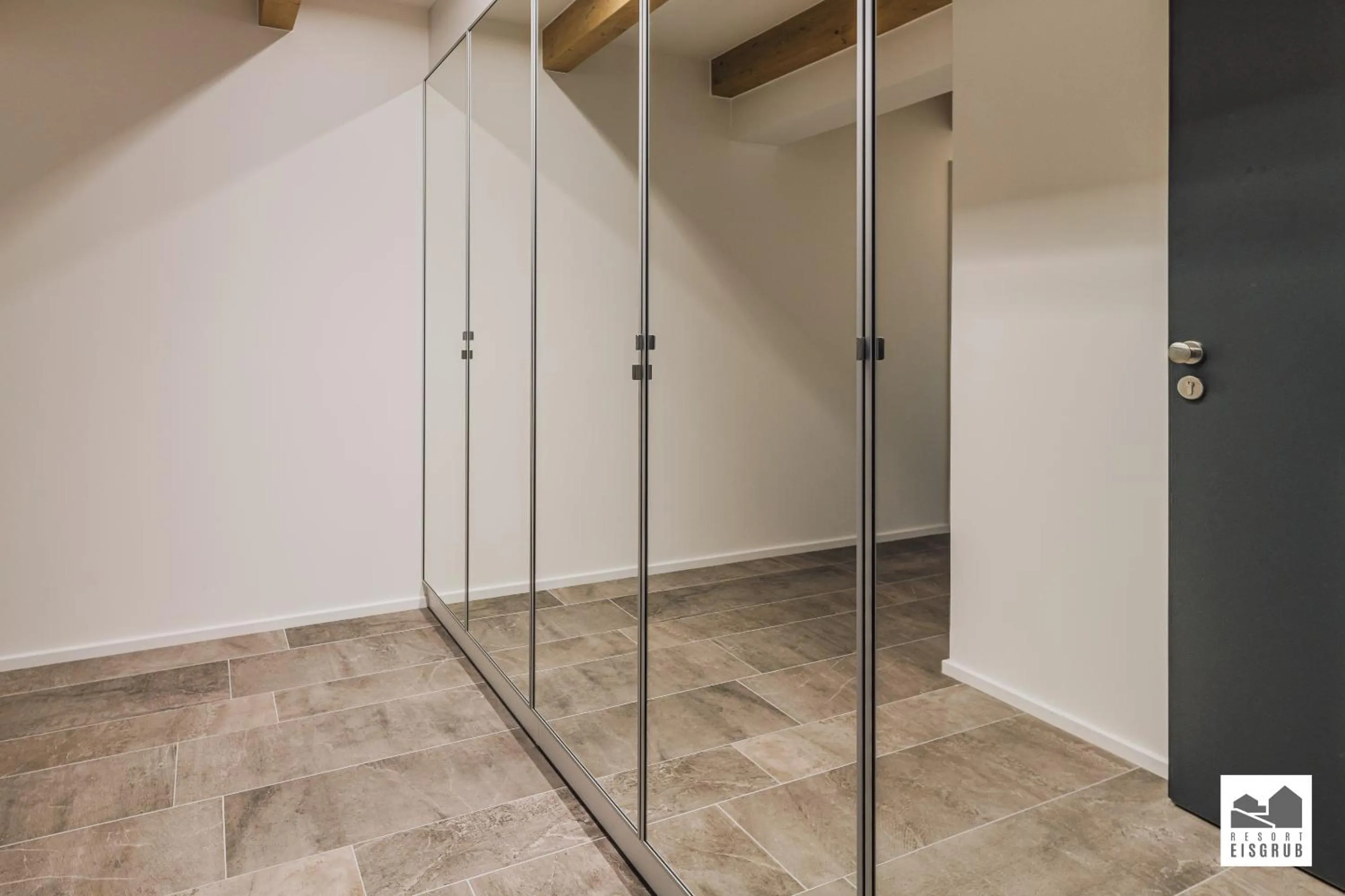 Photo of the whole room in Resort Lednice - Eisgrub