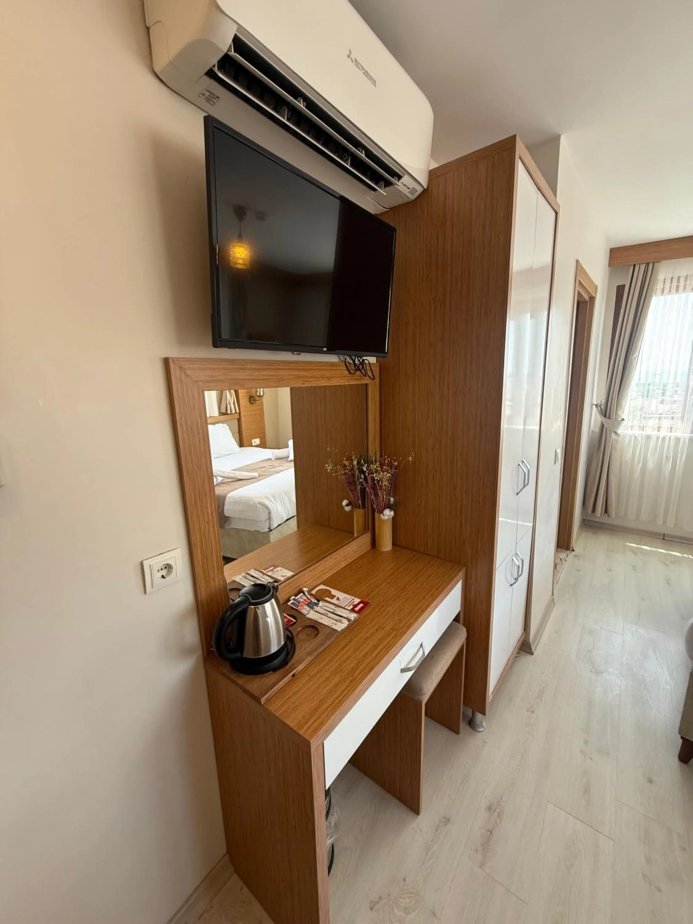 Coffee/tea facilities, Bed in Zeyn Otel Istanbul