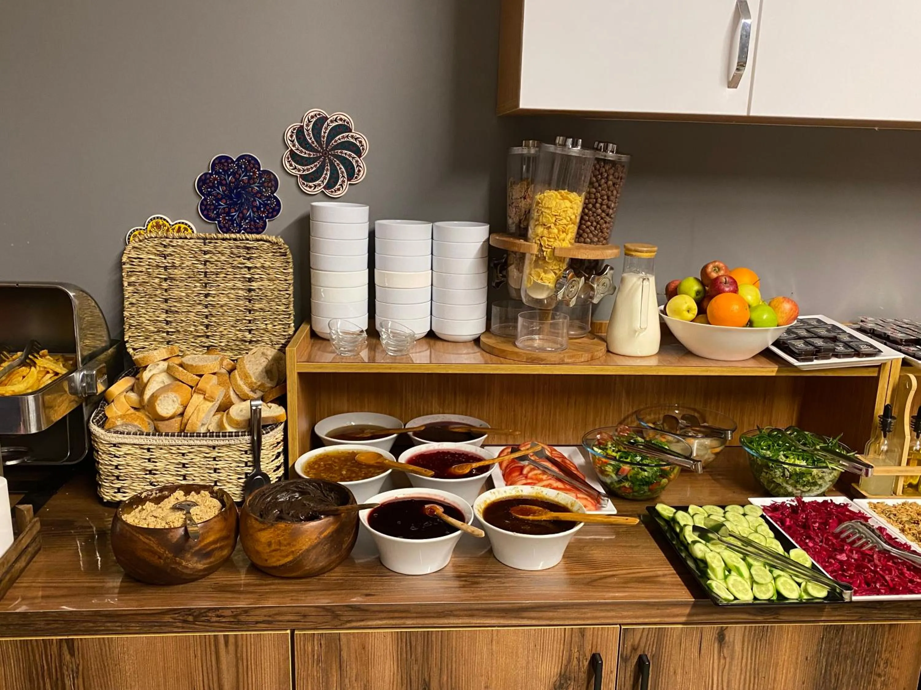 Breakfast in Zeyn Otel Istanbul