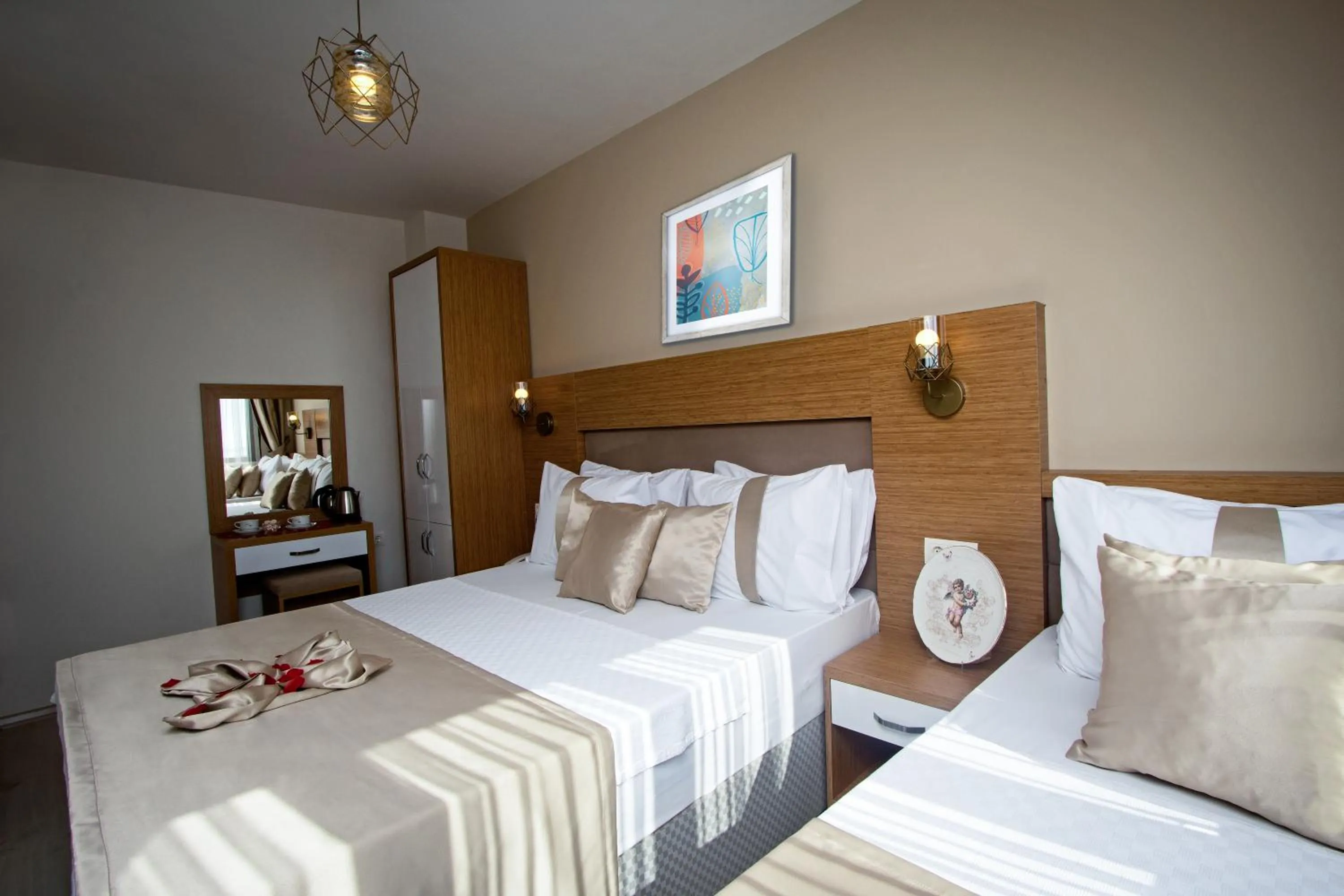 Photo of the whole room, Bed in Zeyn Otel Istanbul