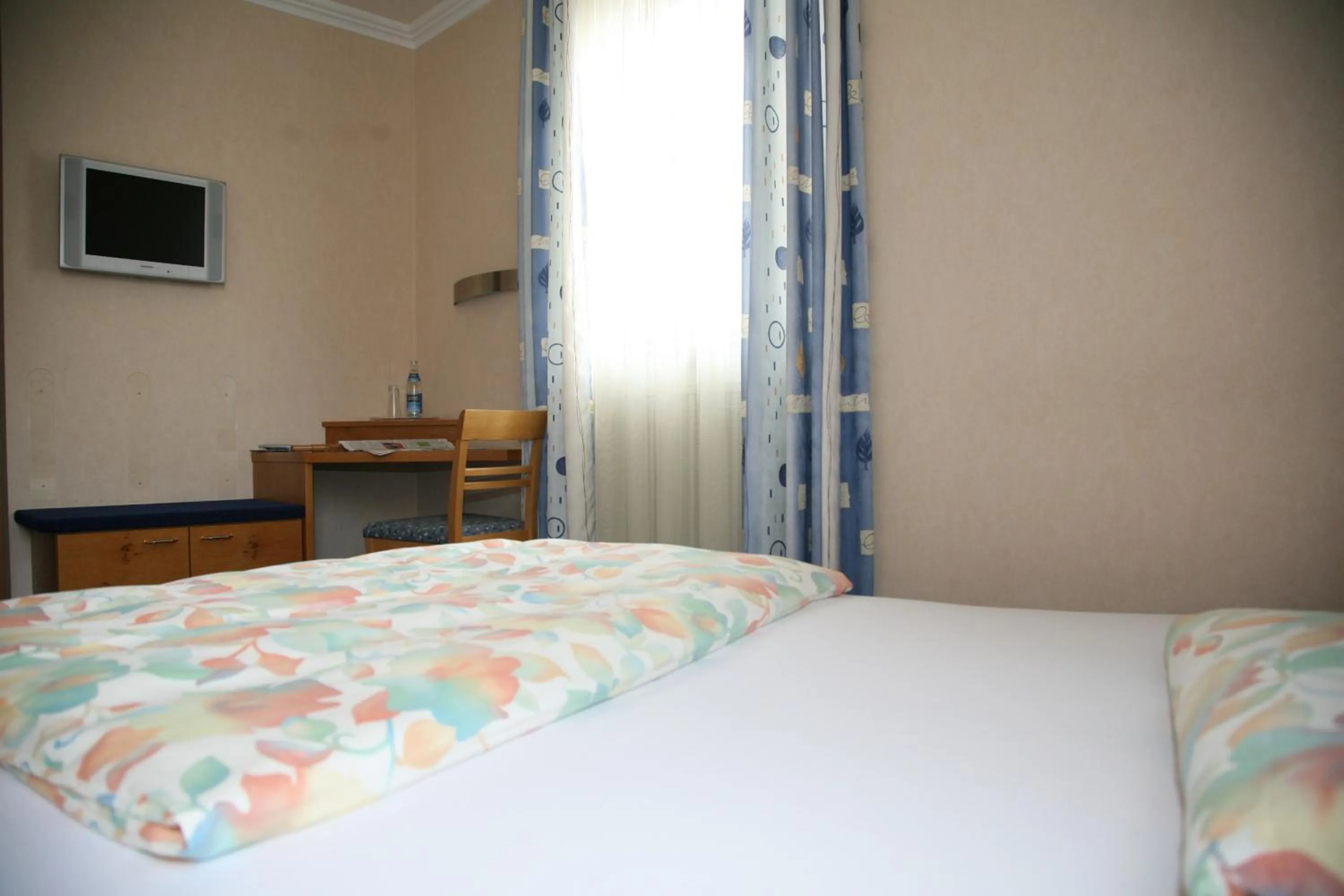 Bedroom, Bed in Glocke Weingut und Hotel