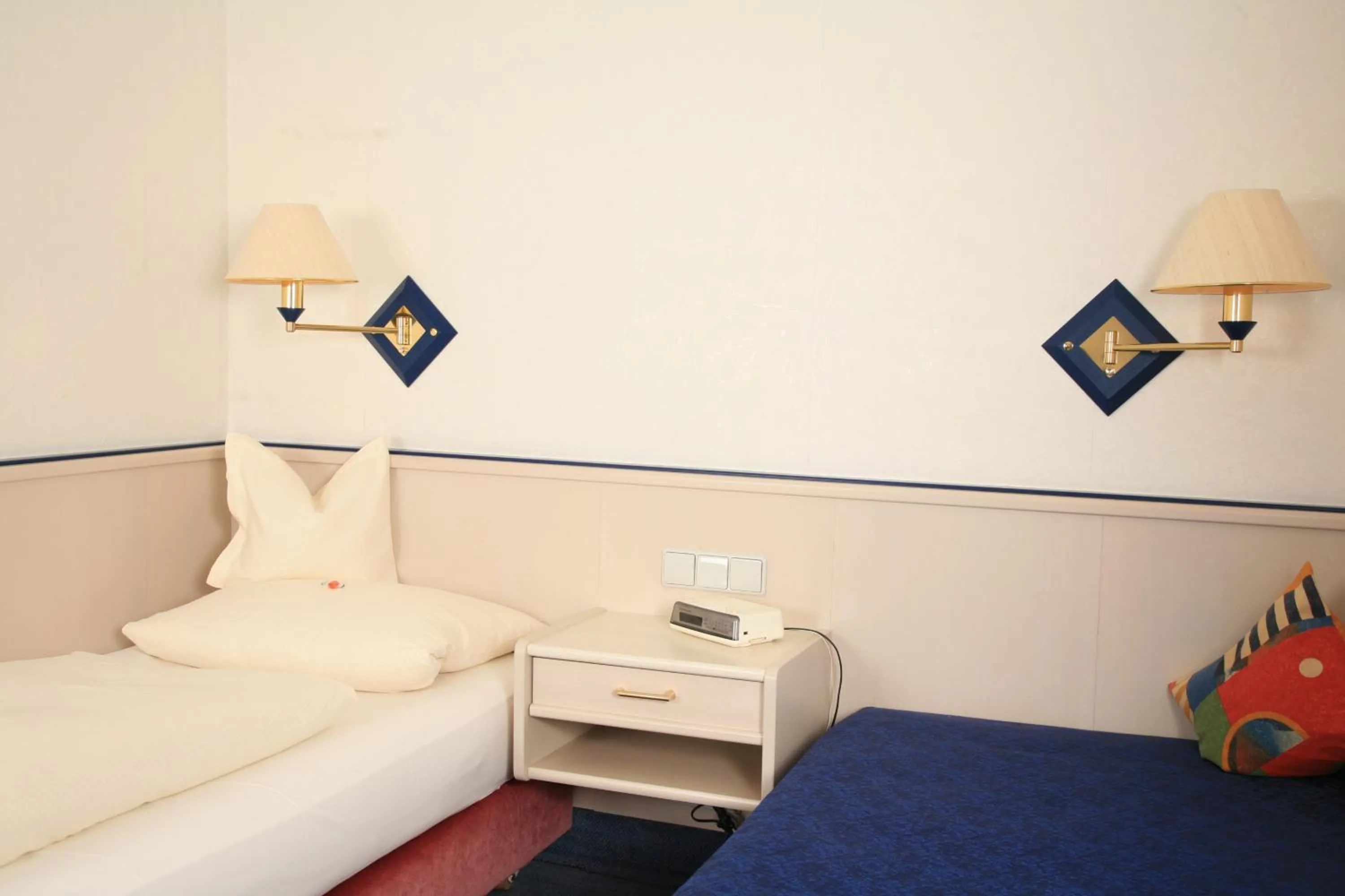 Photo of the whole room, Bed in Glocke Weingut und Hotel