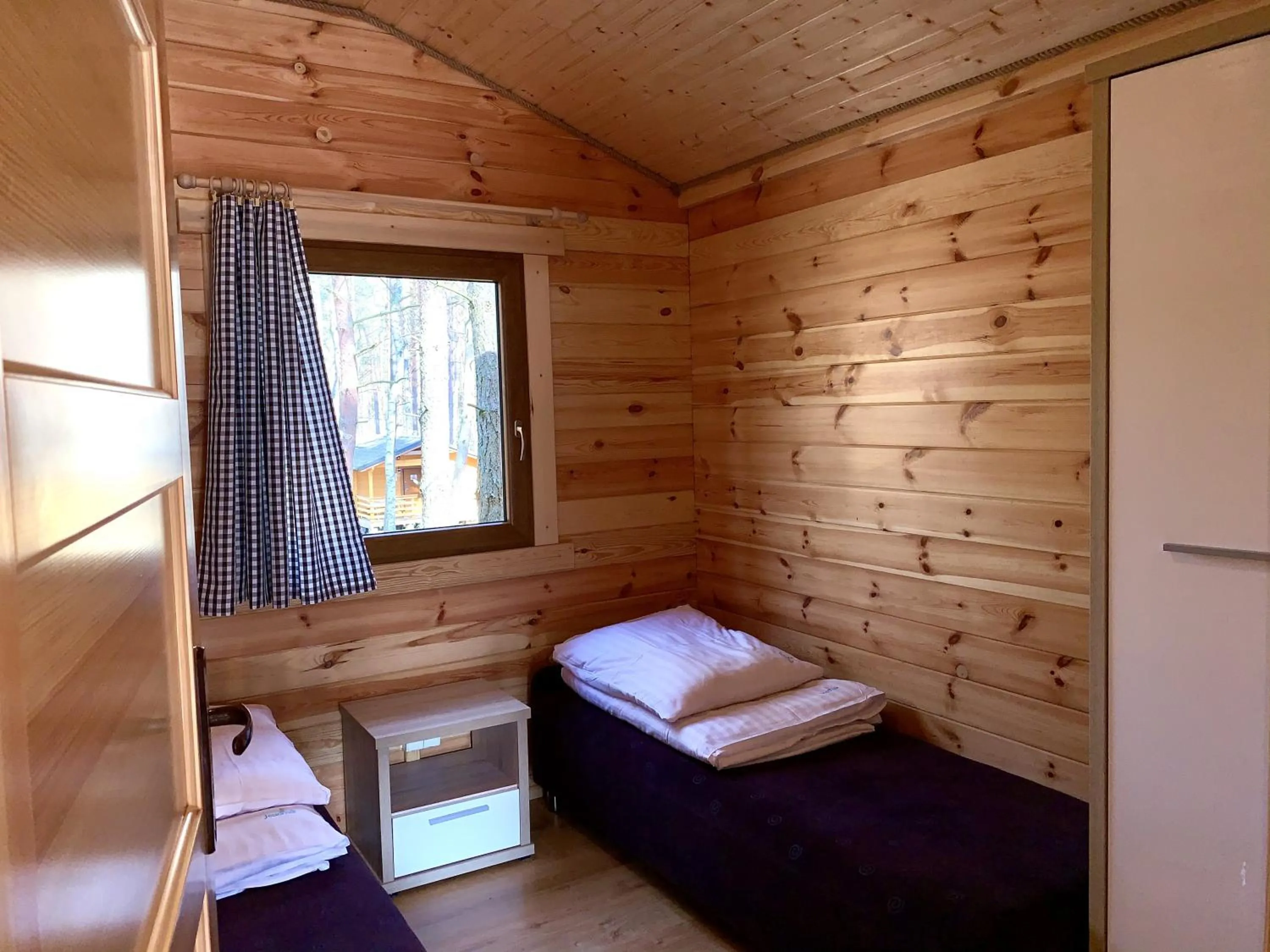 Bed in Ośrodek Wypoczynkowy Jeziornik