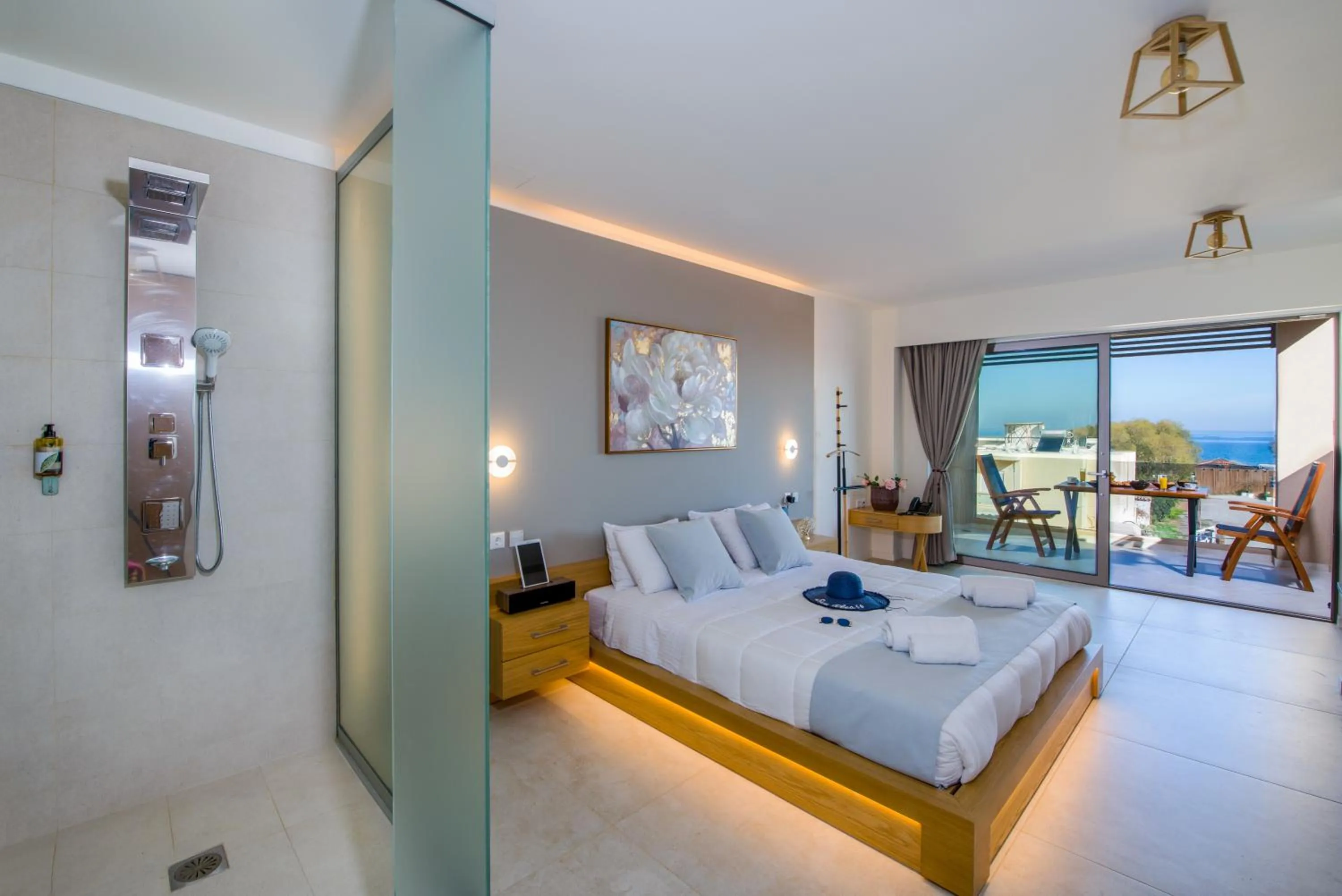Bed in Lilium Luxury Suites