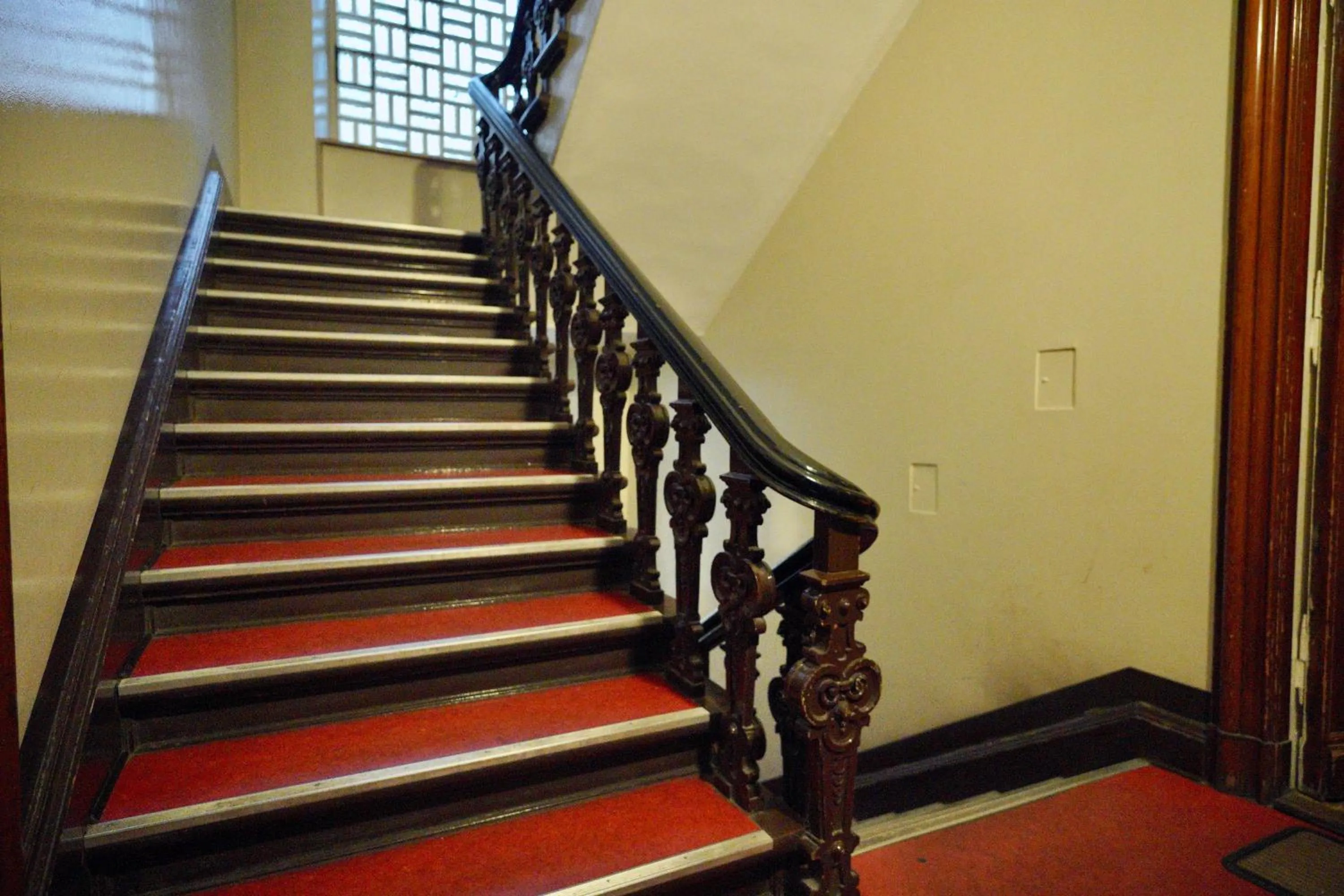 Property building in Hotel Pension Bernstein am Kurfürstendamm