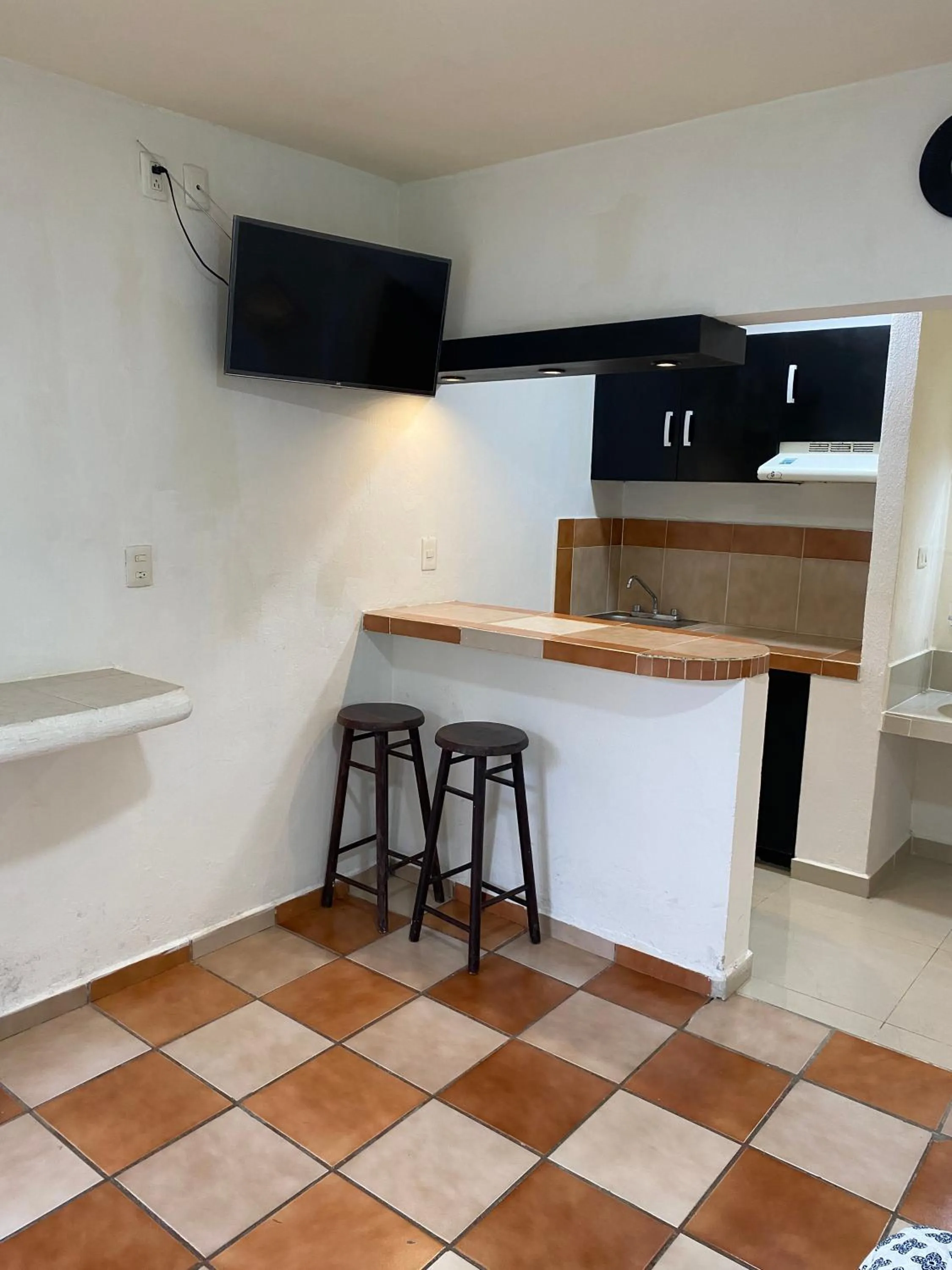 TV and multimedia in Hotel Dos Mundos, Isla Cozumel