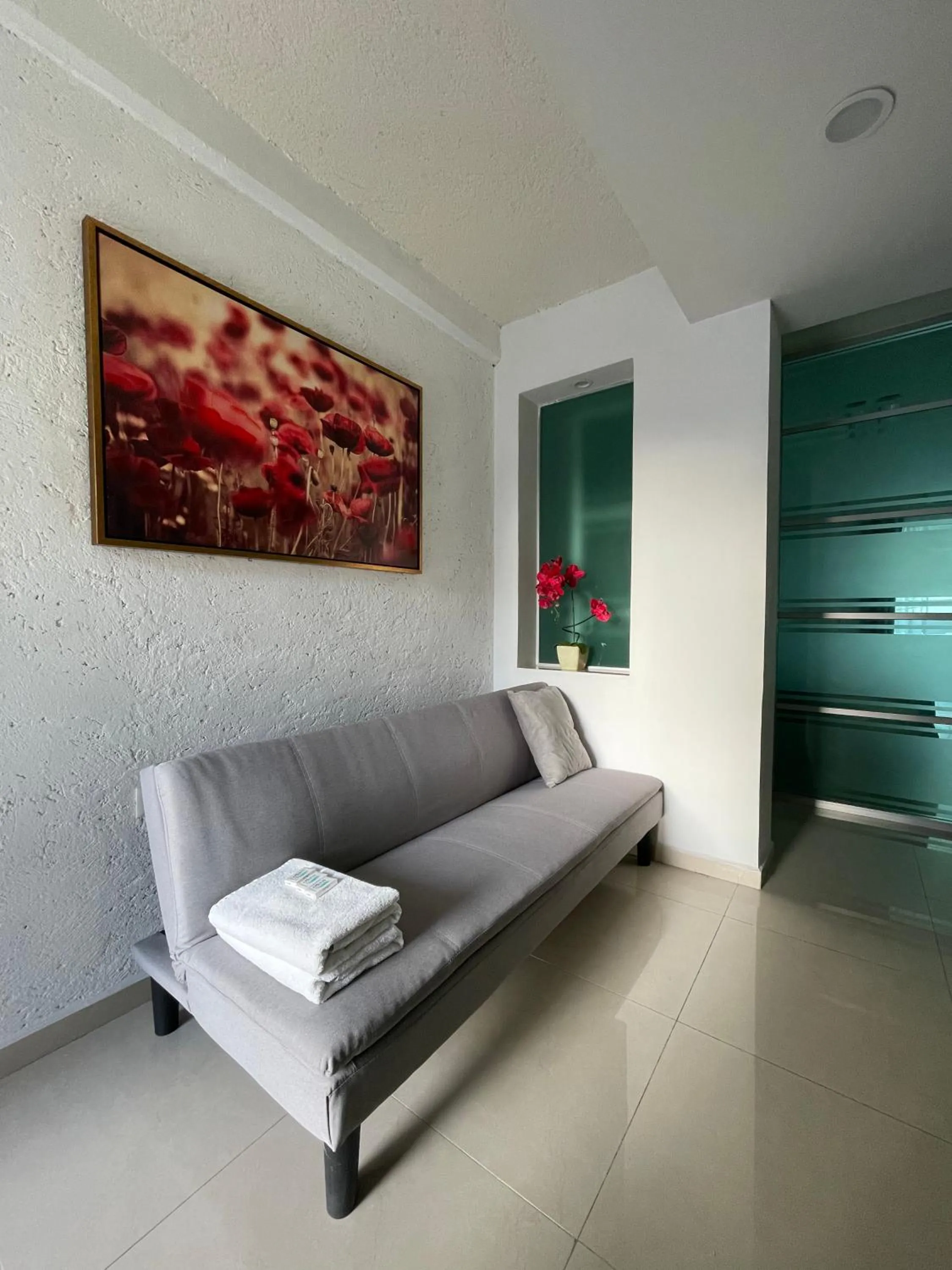 Living room in Hotel Dos Mundos, Isla Cozumel