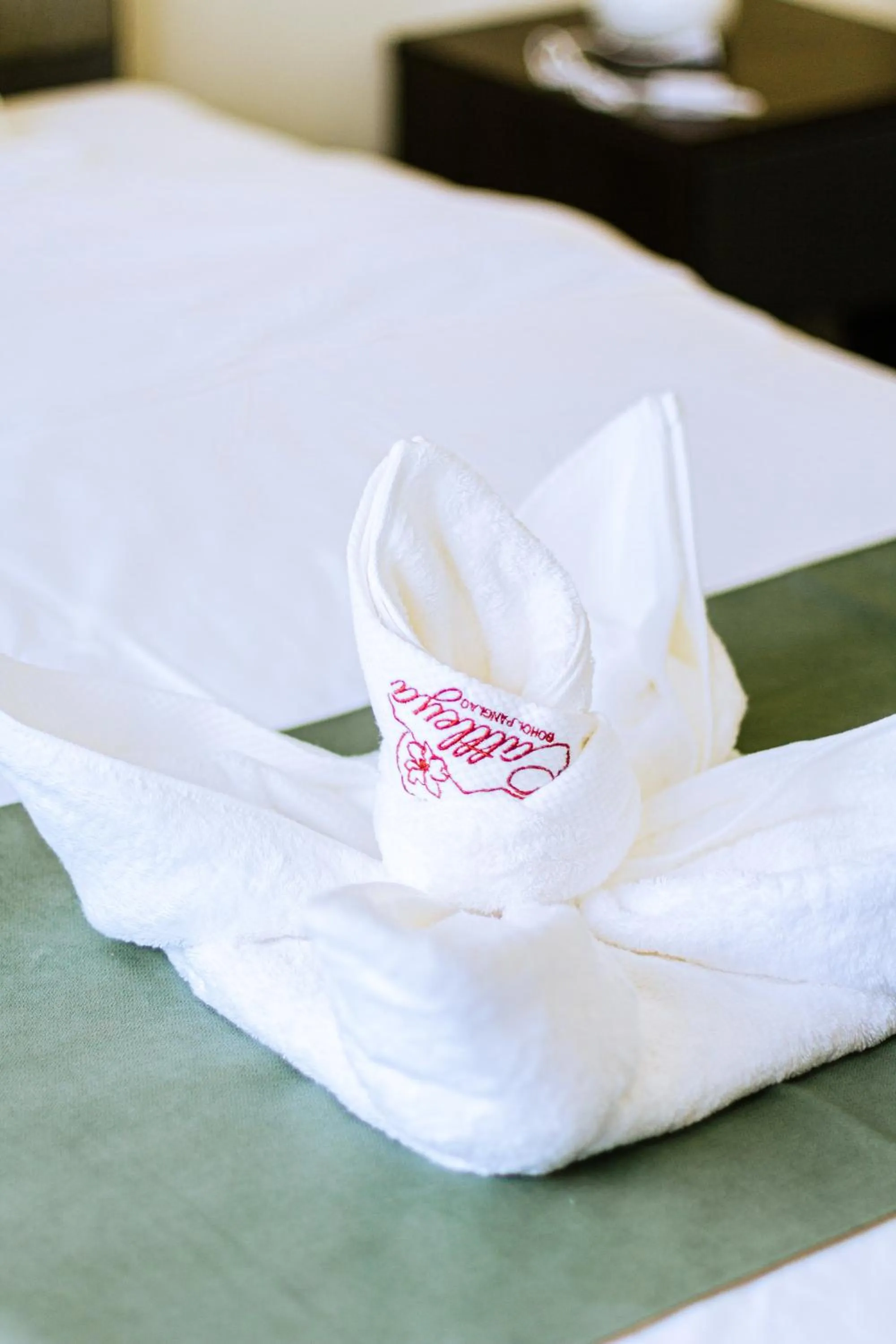 Bed in Bohol Cattleya Resort