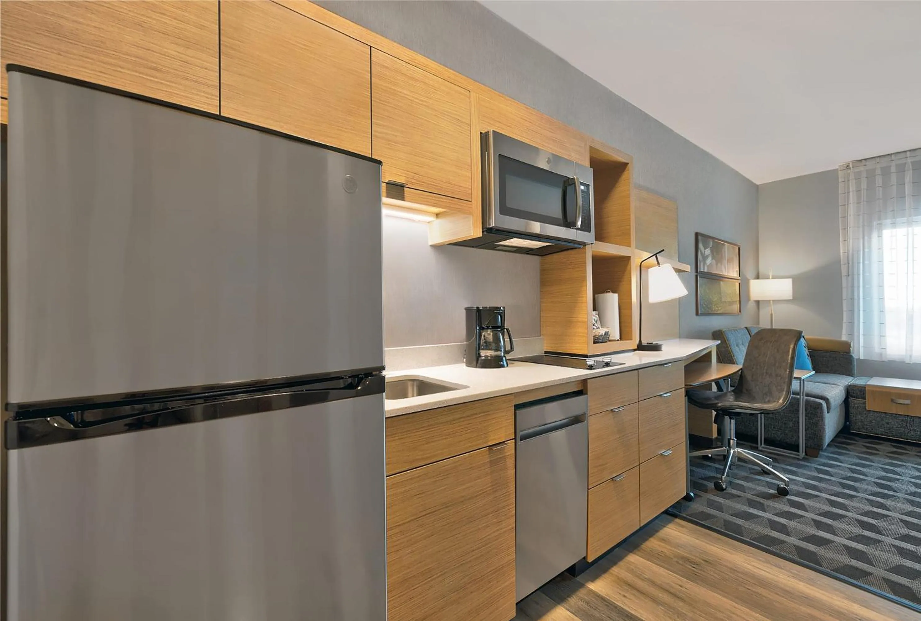 Kitchen or kitchenette in TownePlace Suites by Marriott Sacramento Elk Grove