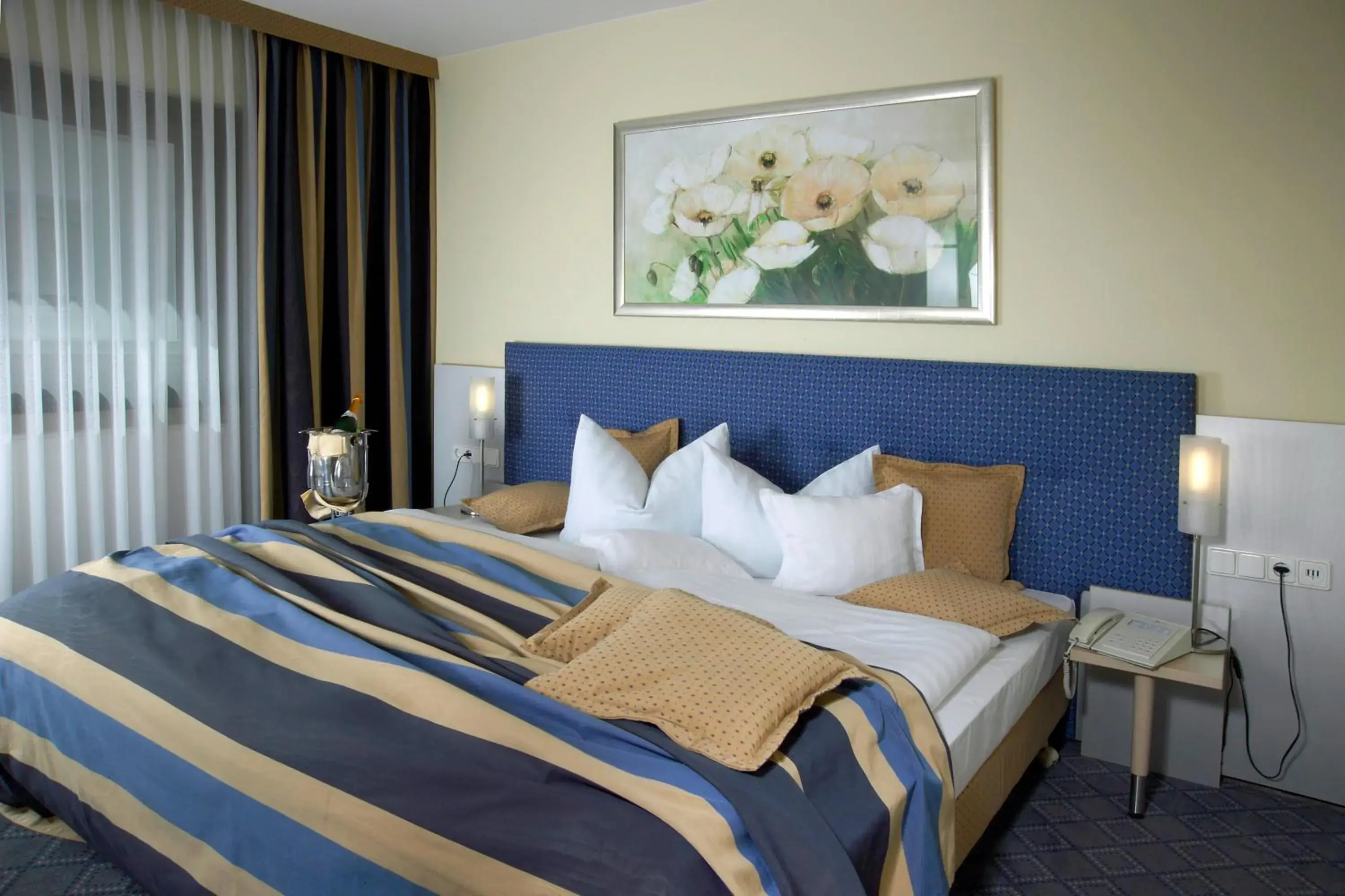 Double Room in Hotel Löwen-Seckenheim Double Room in Hotel Löwen-Seckenheim