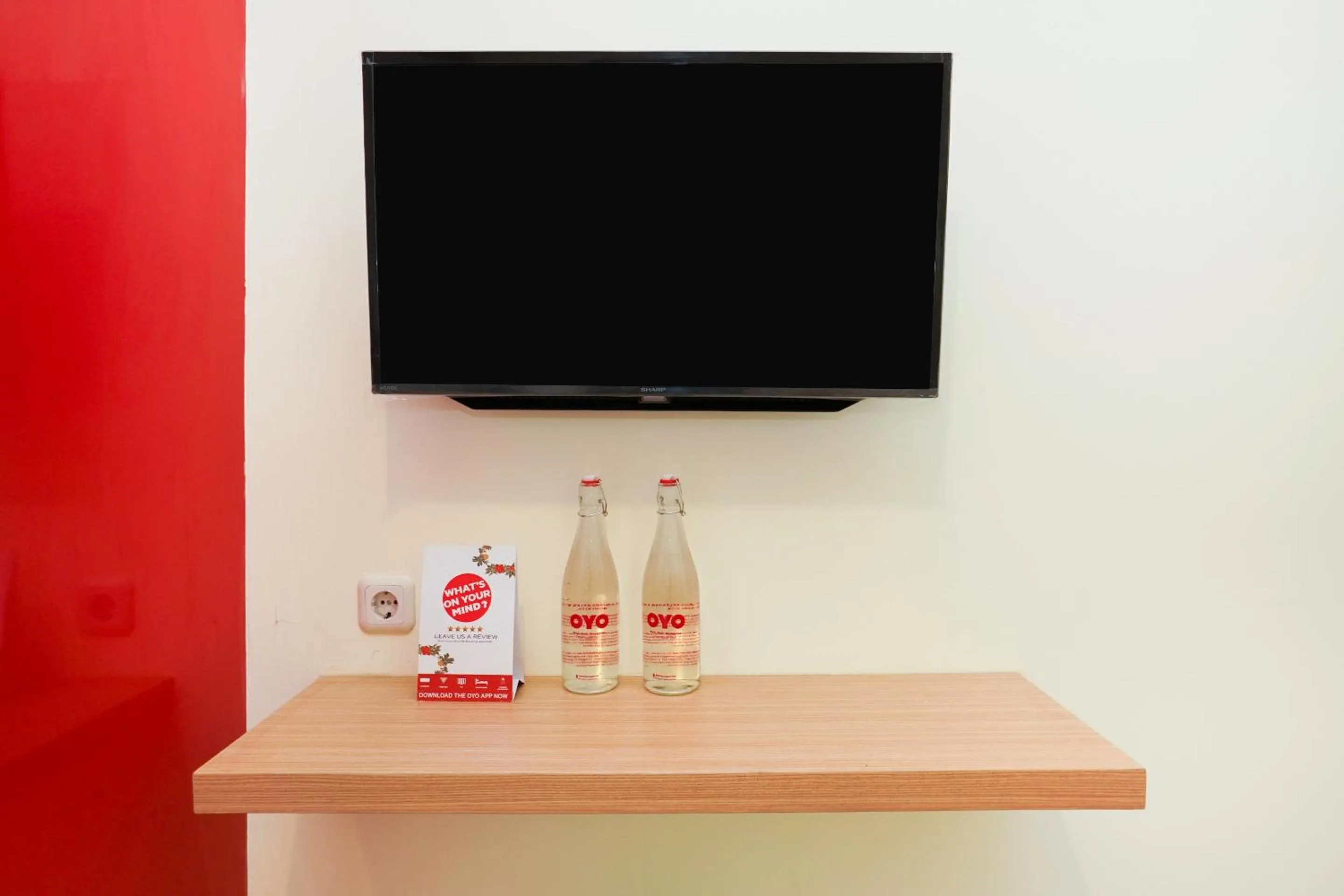 Bedroom in Flagship 3688 Pot Art