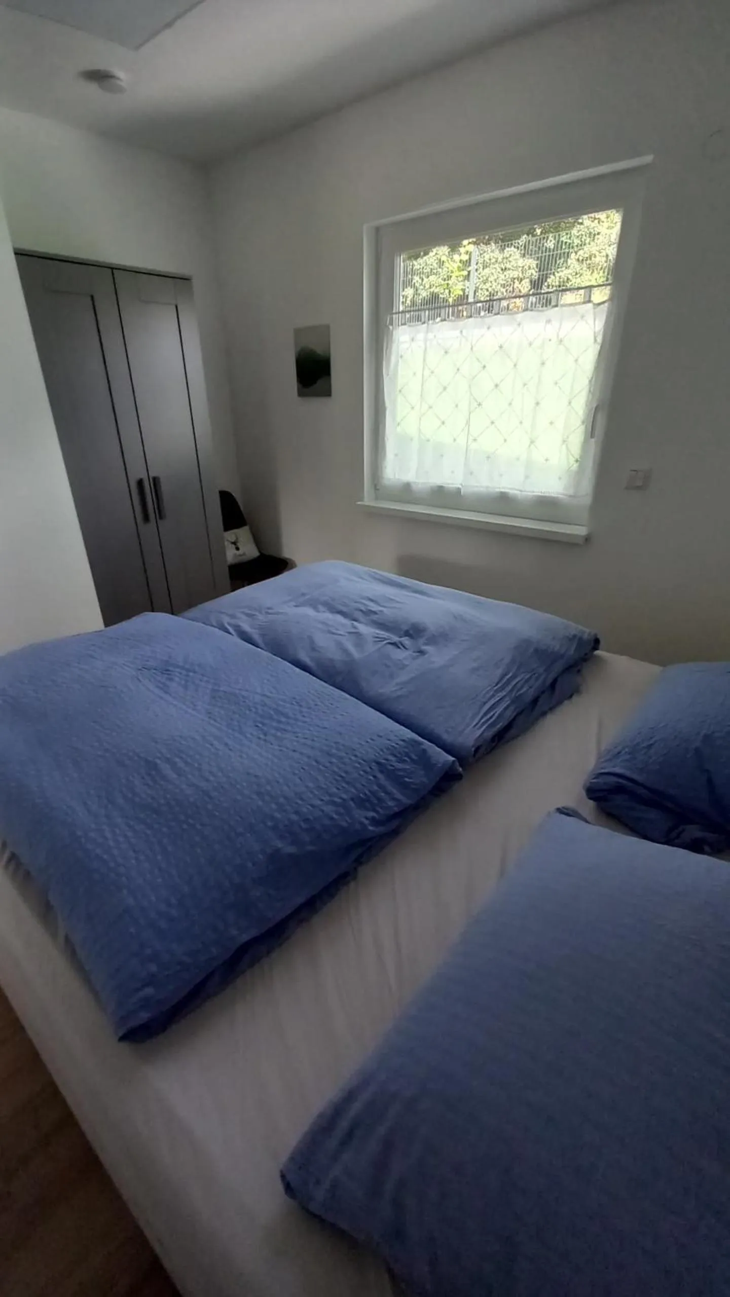 Bedroom, Bed in Mein Vierjahreszeiten Hotel Garni Superior