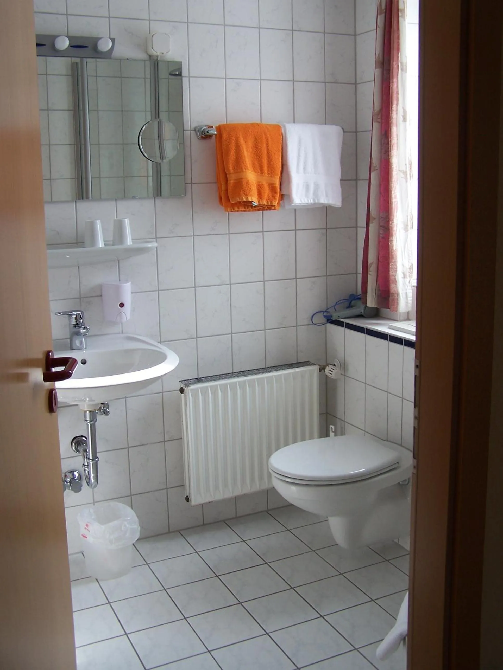 Bathroom in Mein Vierjahreszeiten Hotel Garni Superior