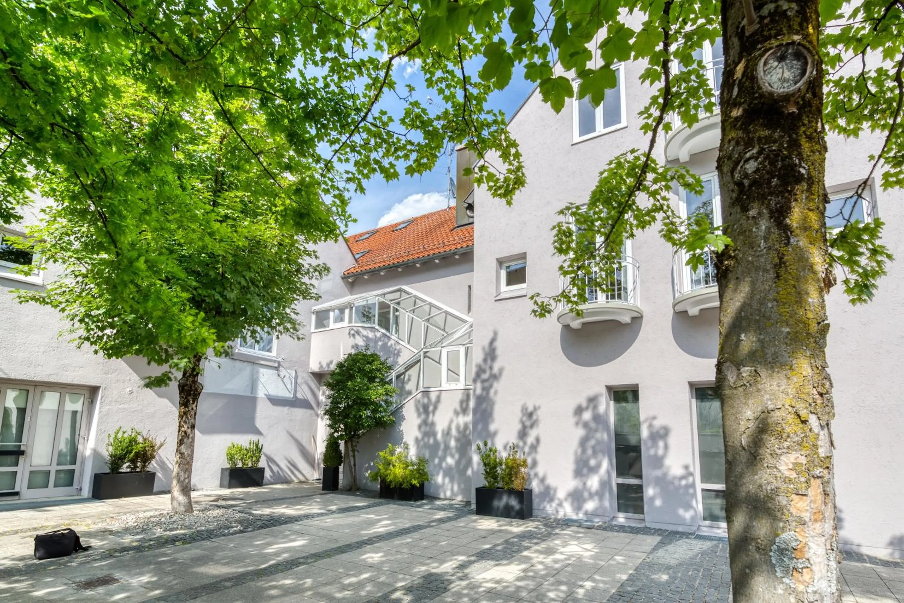 Property building in Limehome Garching bei München
