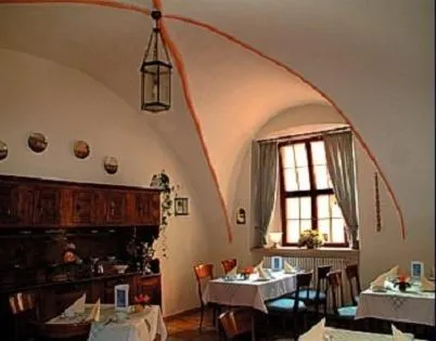 Restaurant/places to eat in Romantik Hotel Tuchmacher