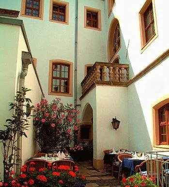 Facade/entrance in Romantik Hotel Tuchmacher