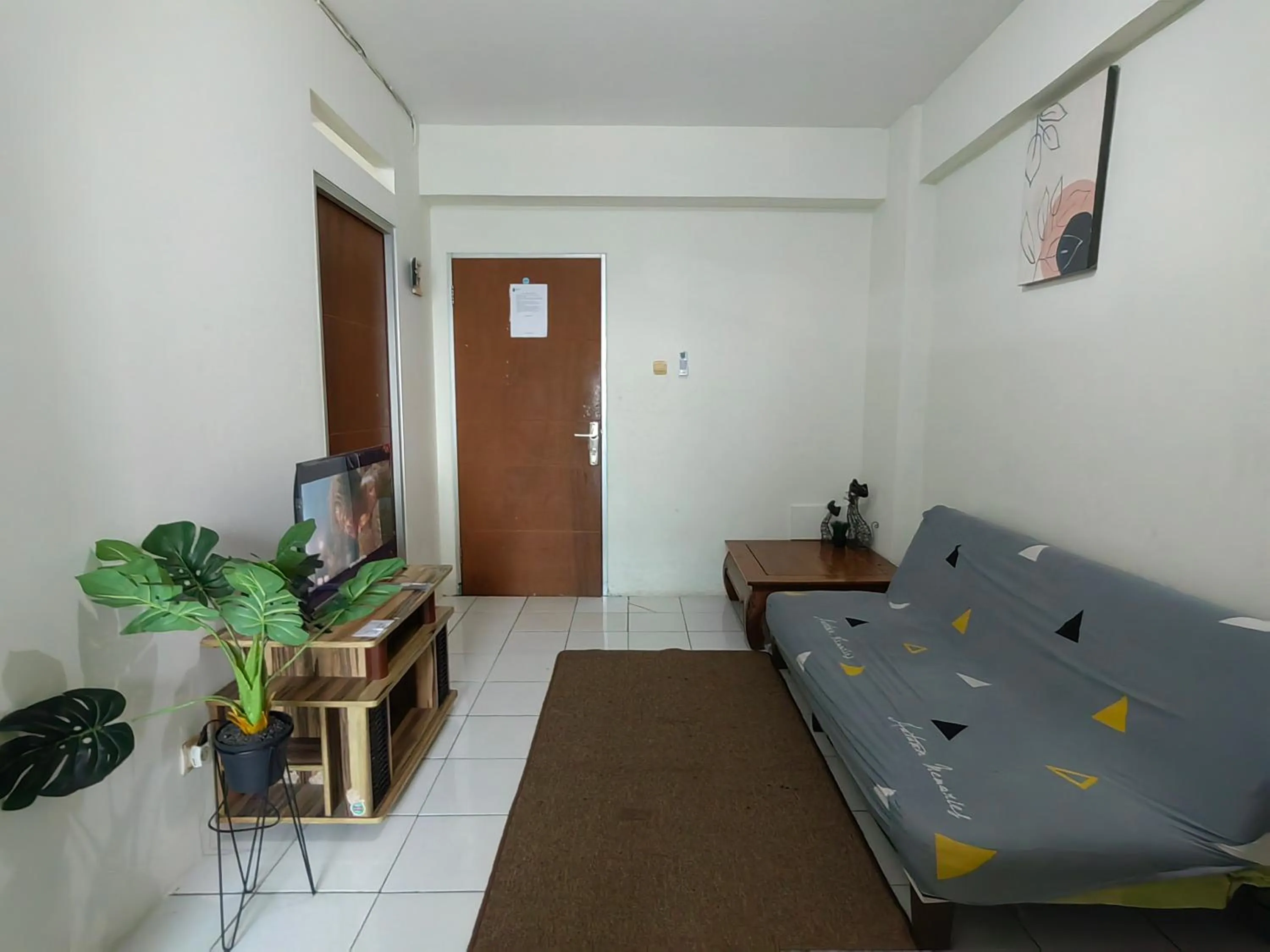 Living room, Bed in Cibubur Village By Arsakha Property Management