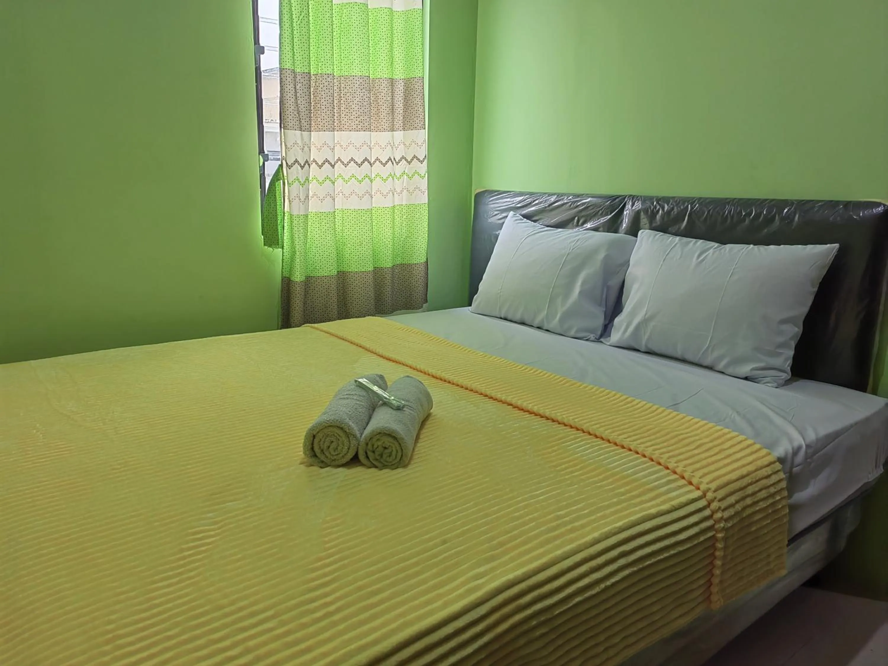 Bedroom, Bed in Cibubur Village By Arsakha Property Management