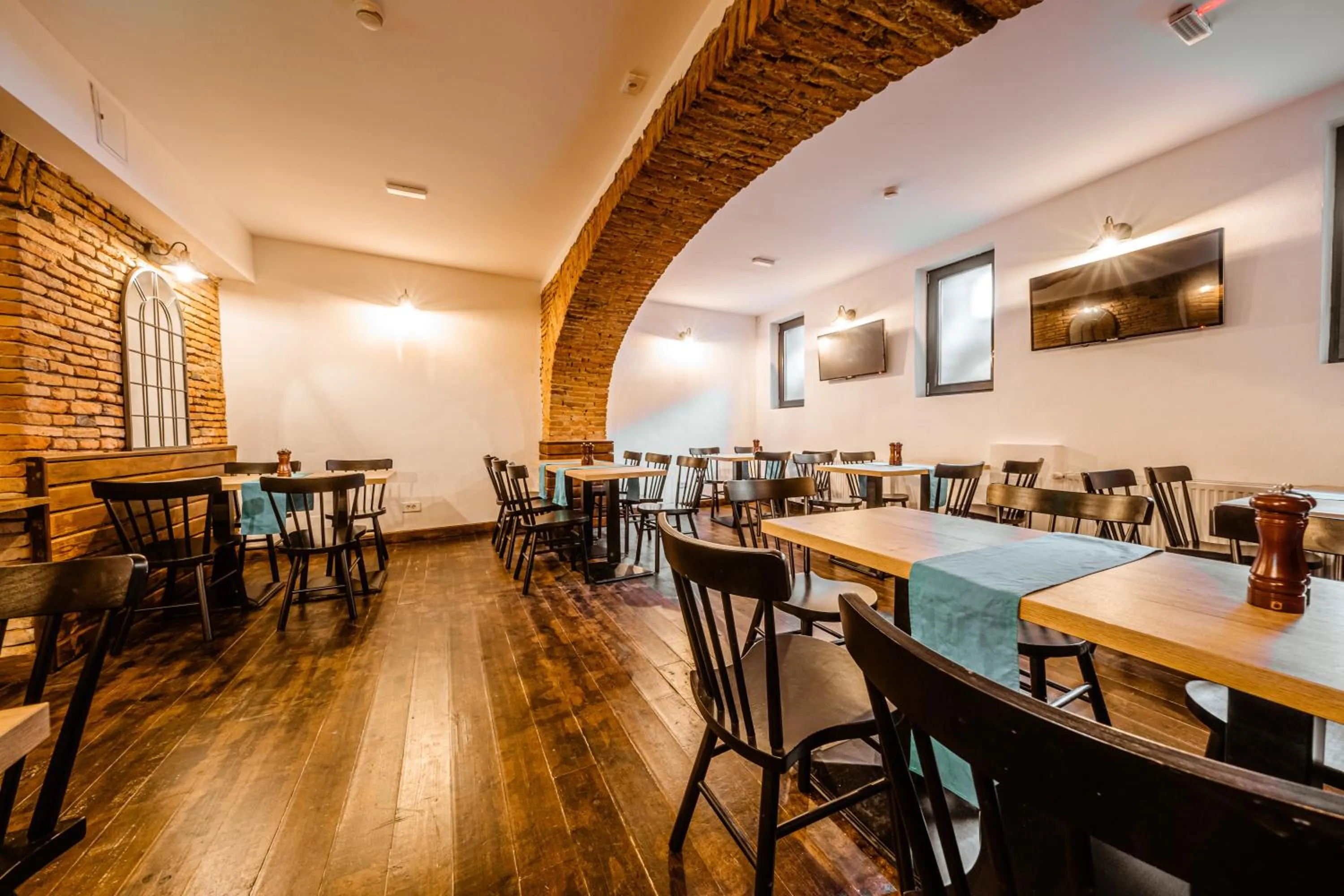 Breakfast in CASA CHITIC - Str Nicolae Balcescu 13