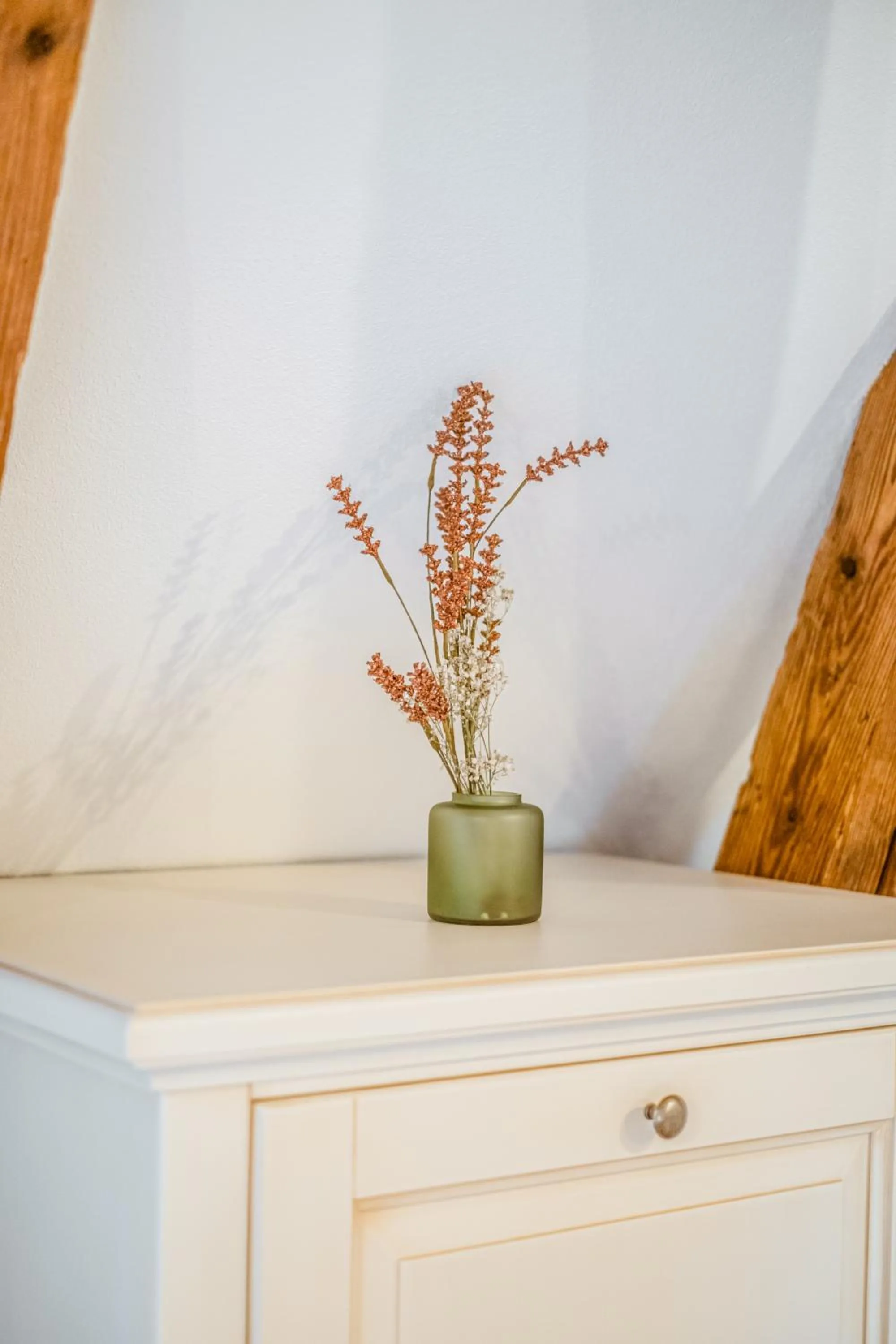 Decorative detail in CASA CHITIC - Str Nicolae Balcescu 13