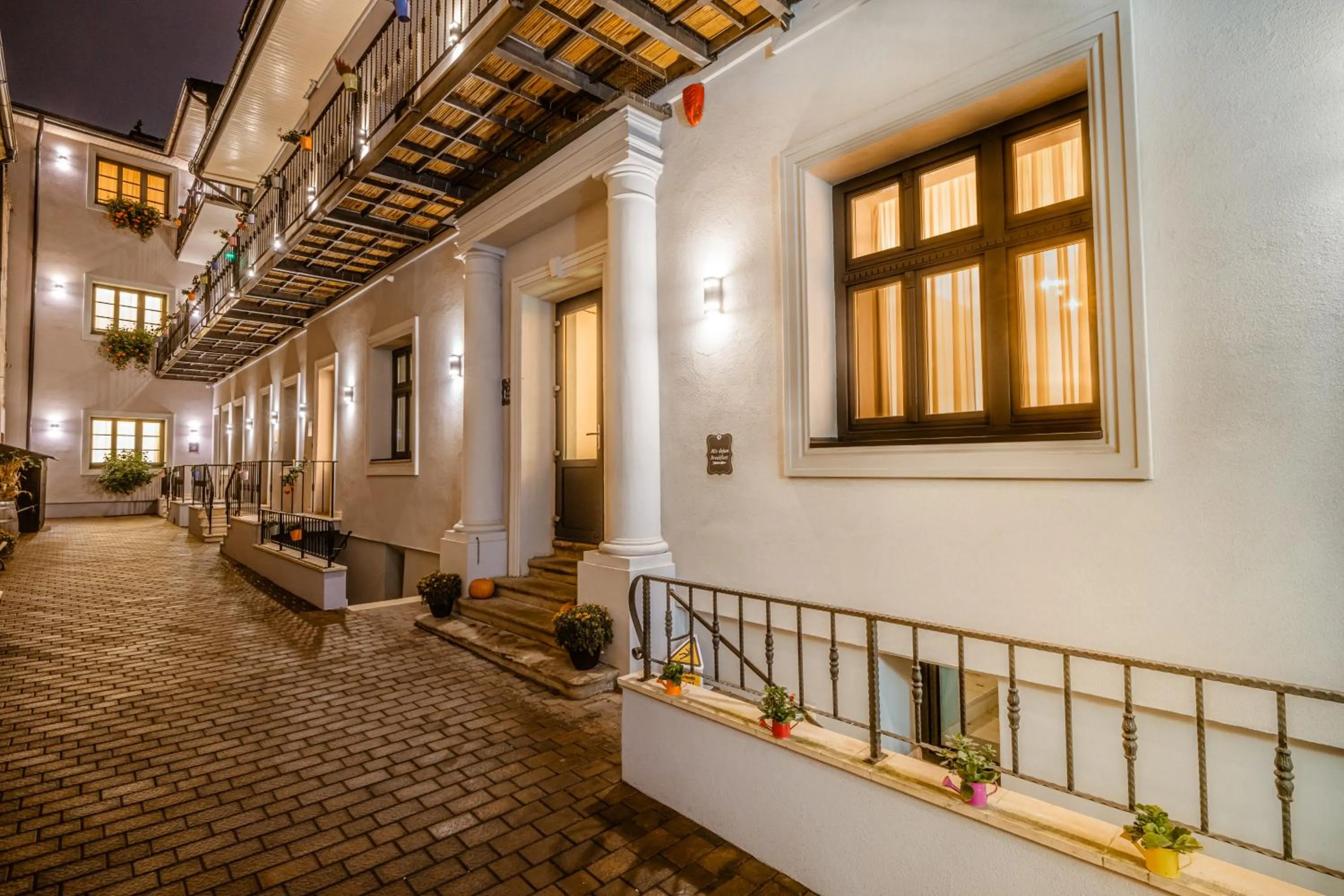 Property building in CASA CHITIC - Str Nicolae Balcescu 13