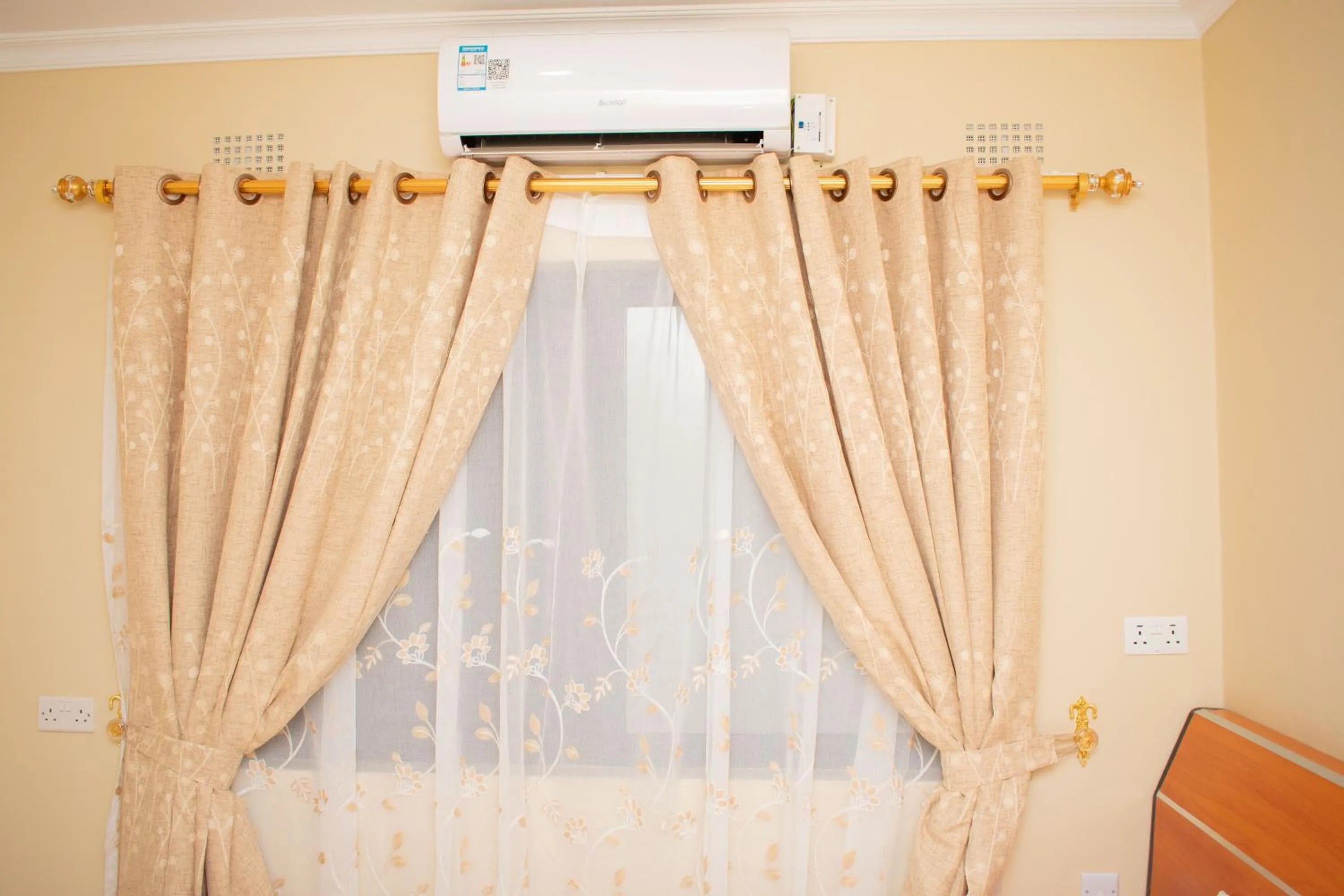 Bedroom in Travelodge