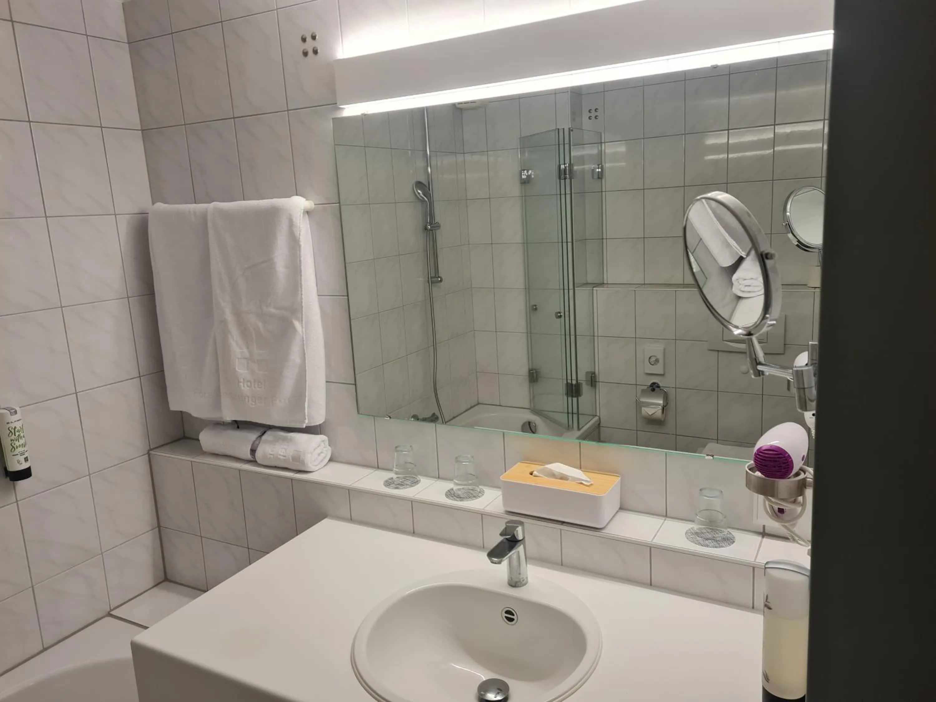 Shower in Hotel Bessunger Forst
