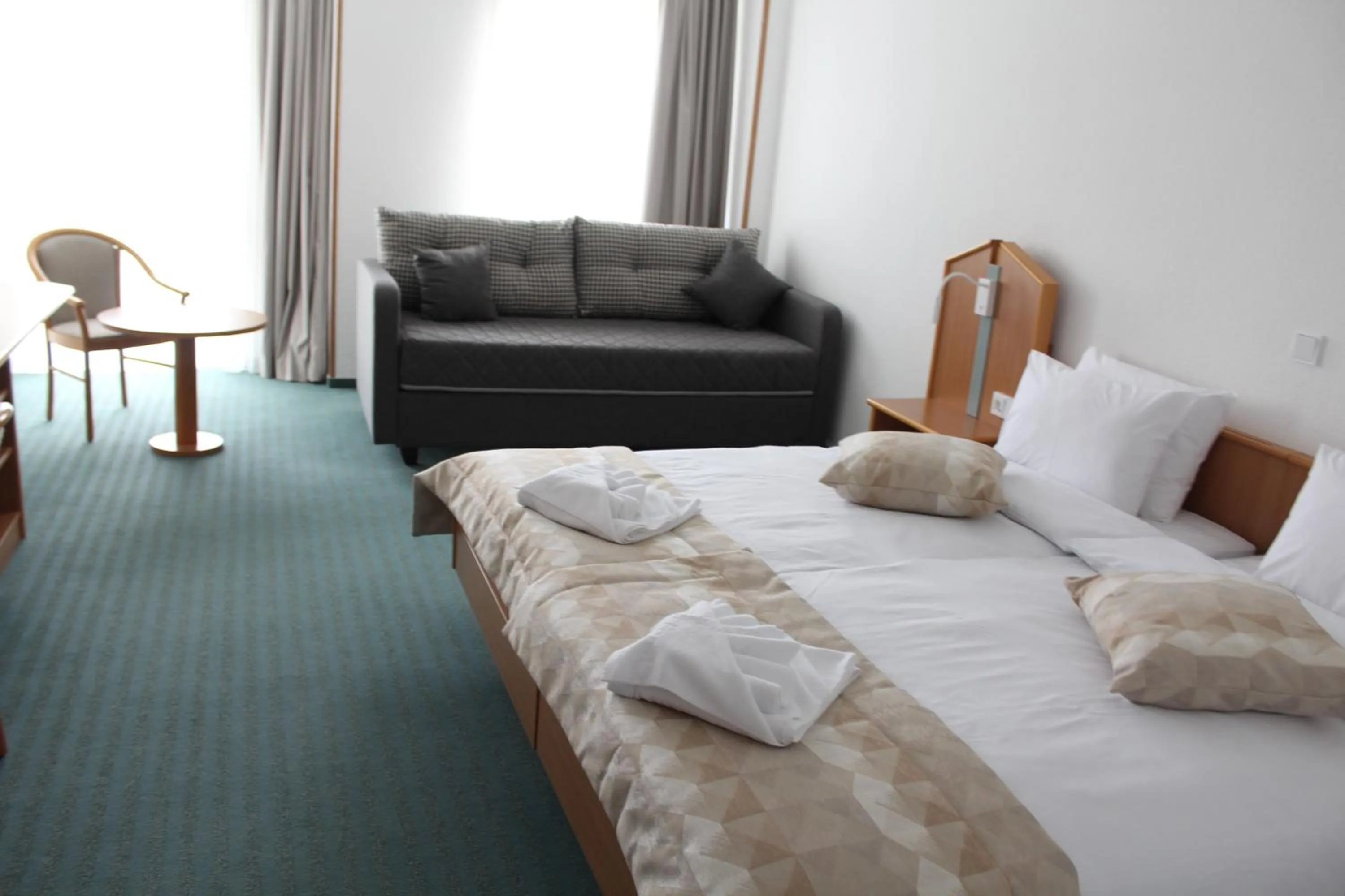 Photo of the whole room, Bed in Hotel Bessunger Forst