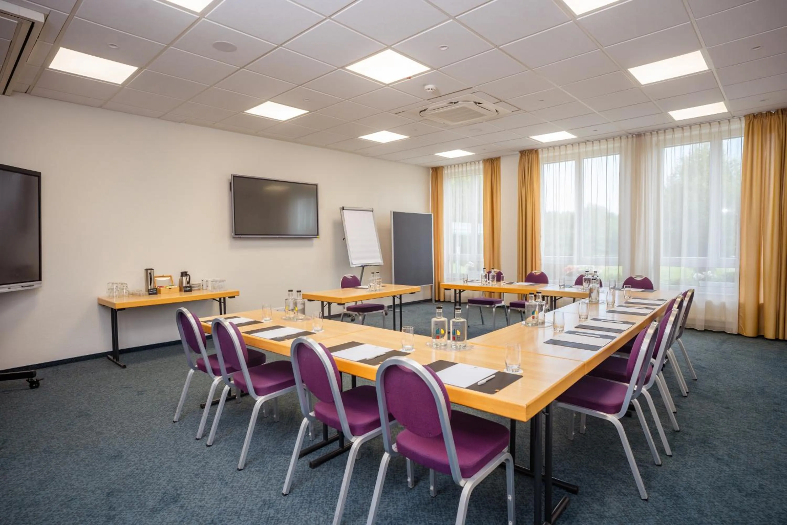 TV and multimedia in Hotel Bessunger Forst