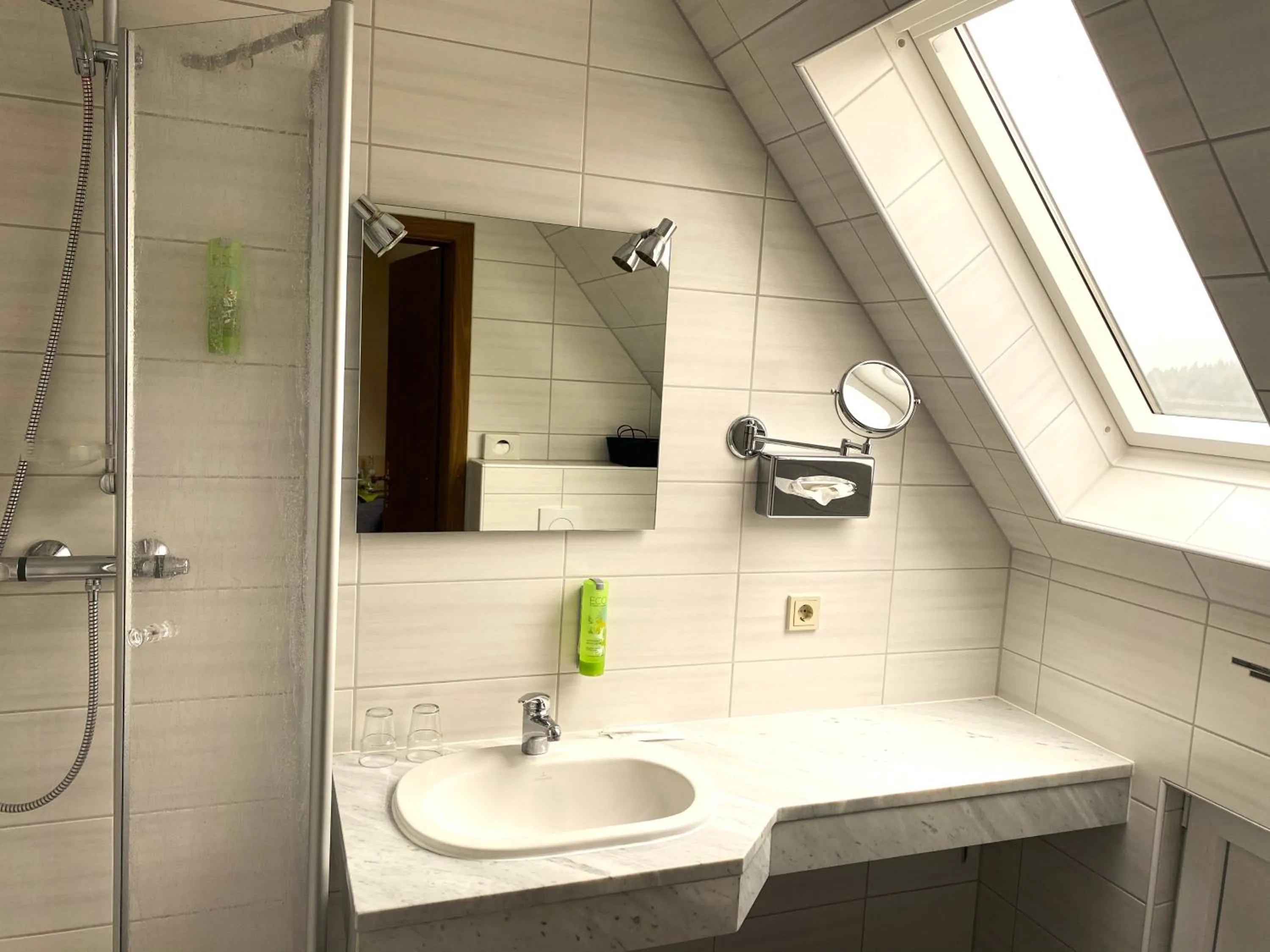 Bathroom in Berghotel Talblick